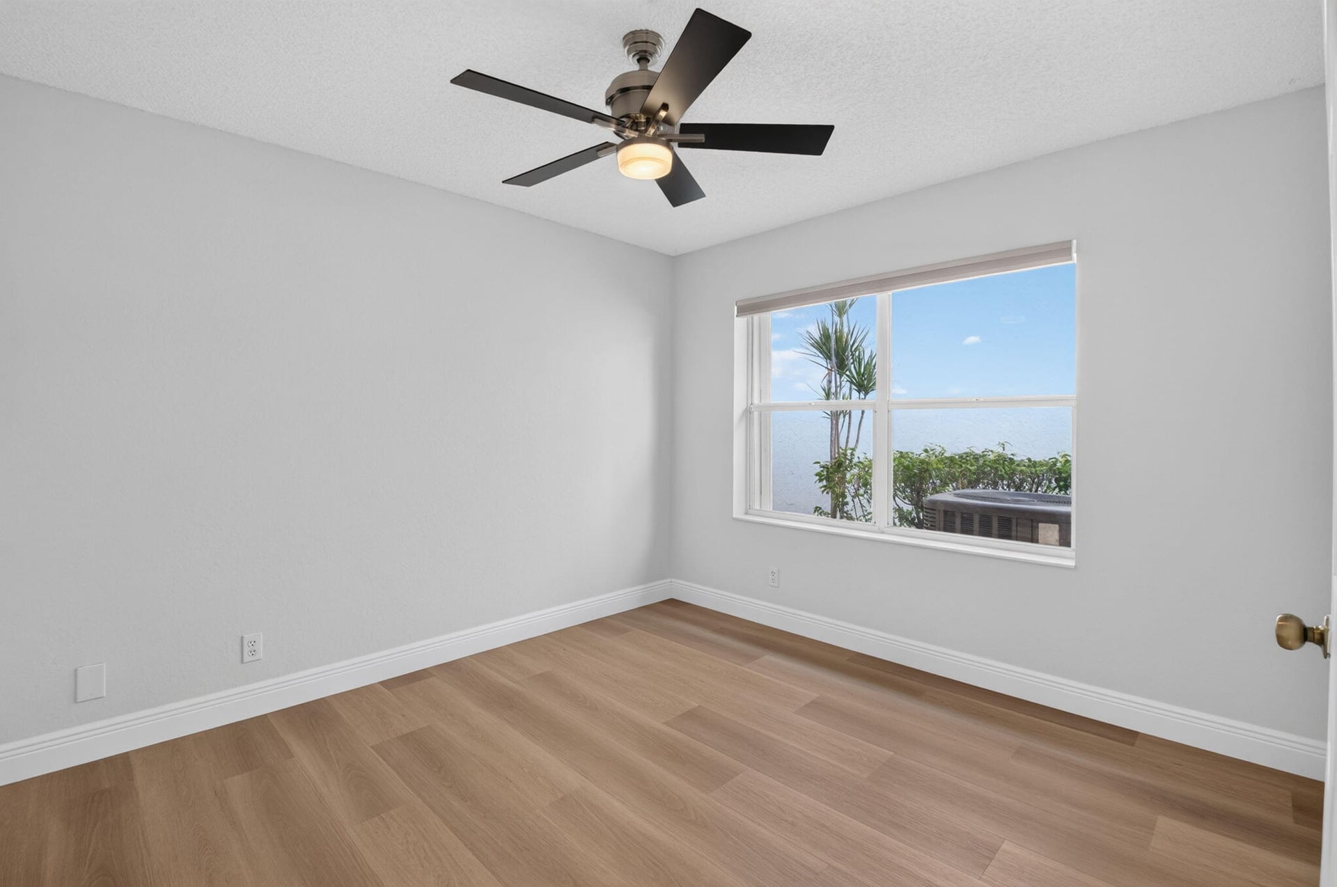 Residence photo 31