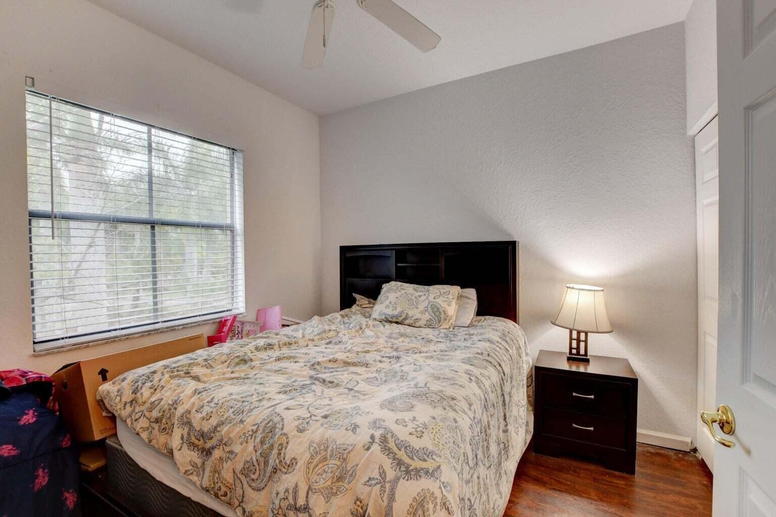  Unit 1901 photo 13