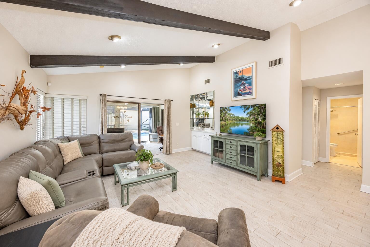 Residence photo 10