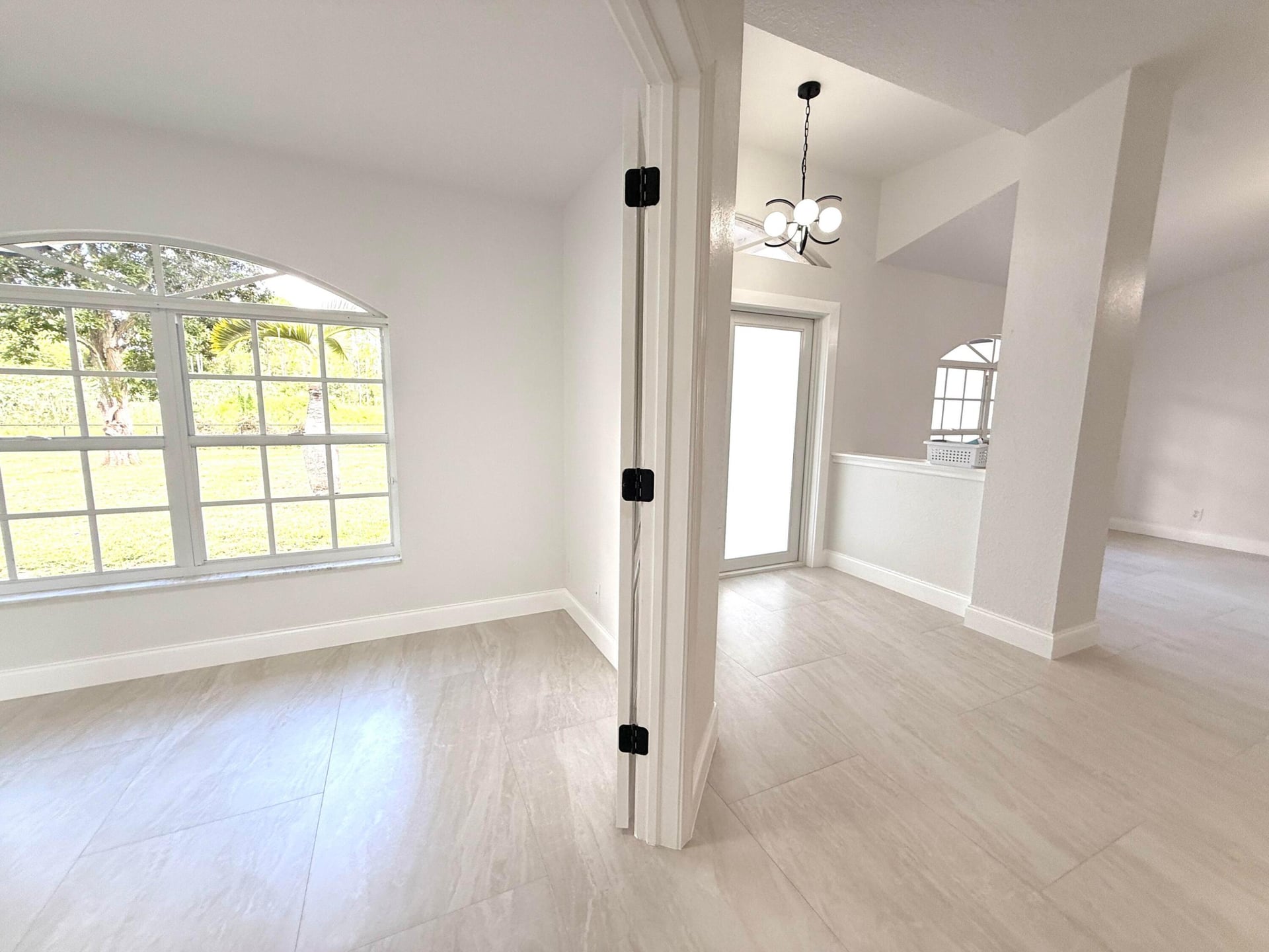 Residence photo 82