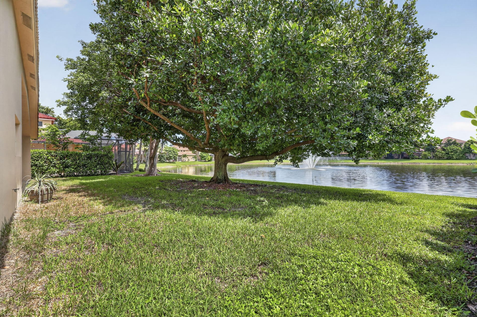  Residence photo 49