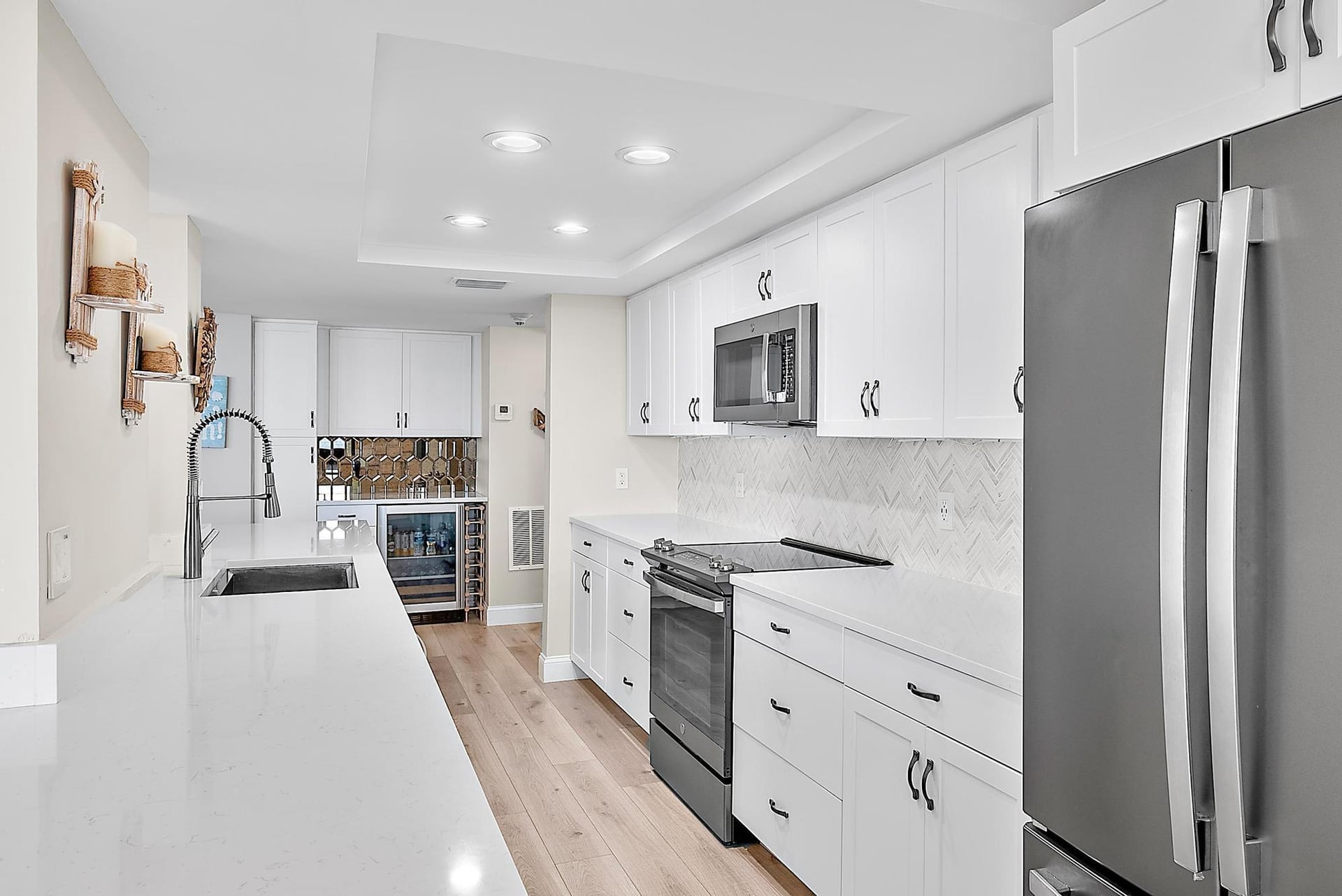 Singer Island Unit 3B photo 4