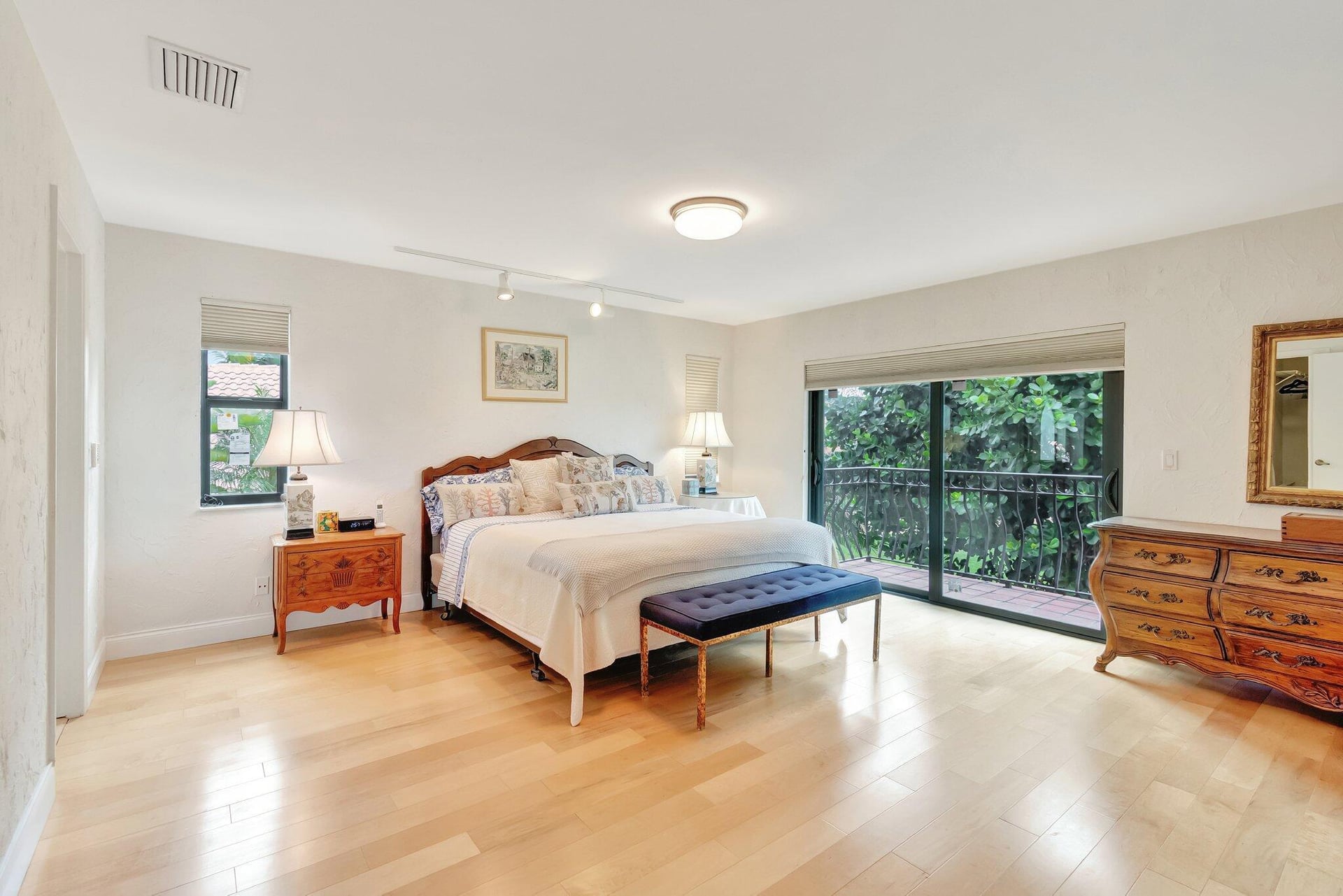 Residence photo 46