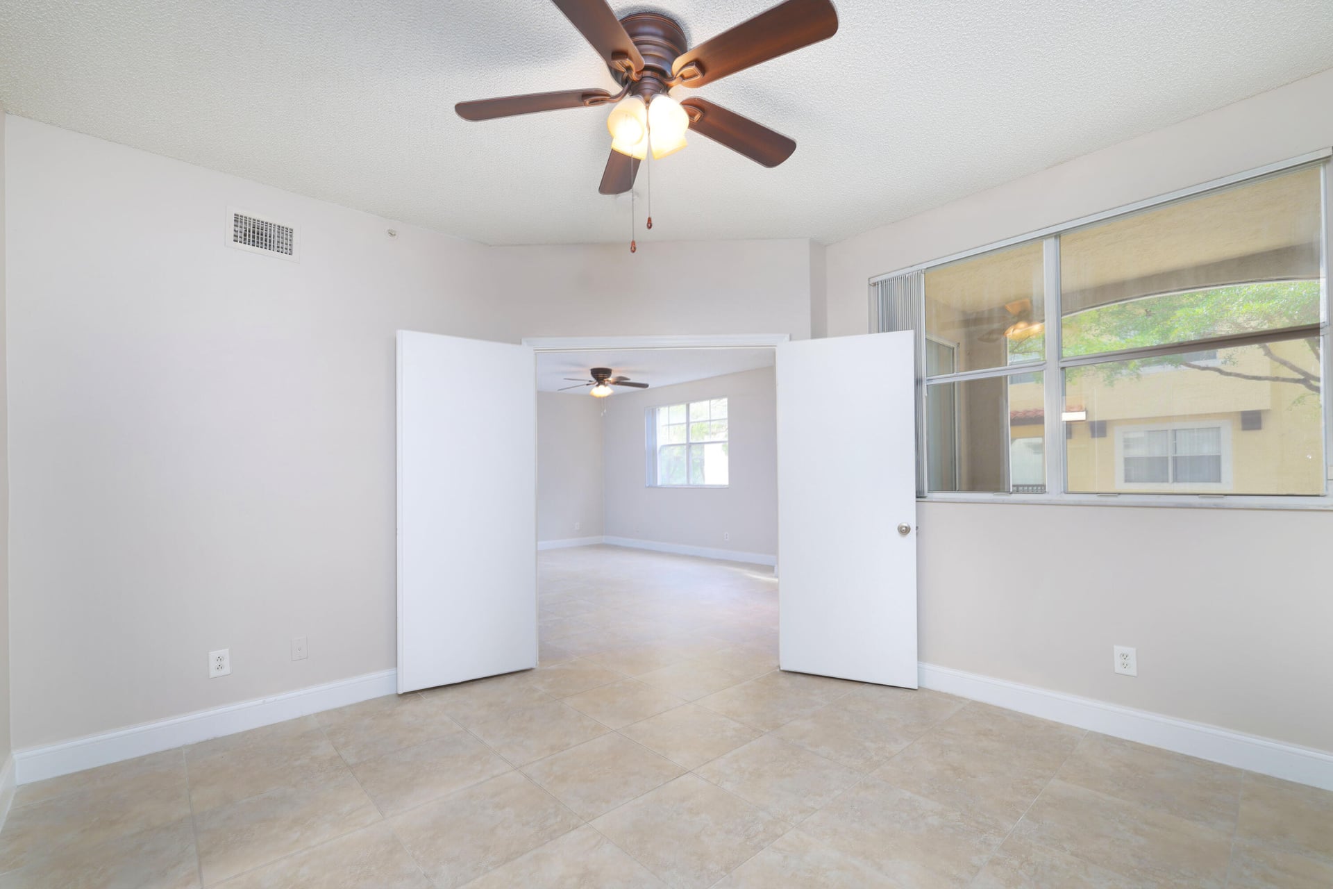 Residence photo 13