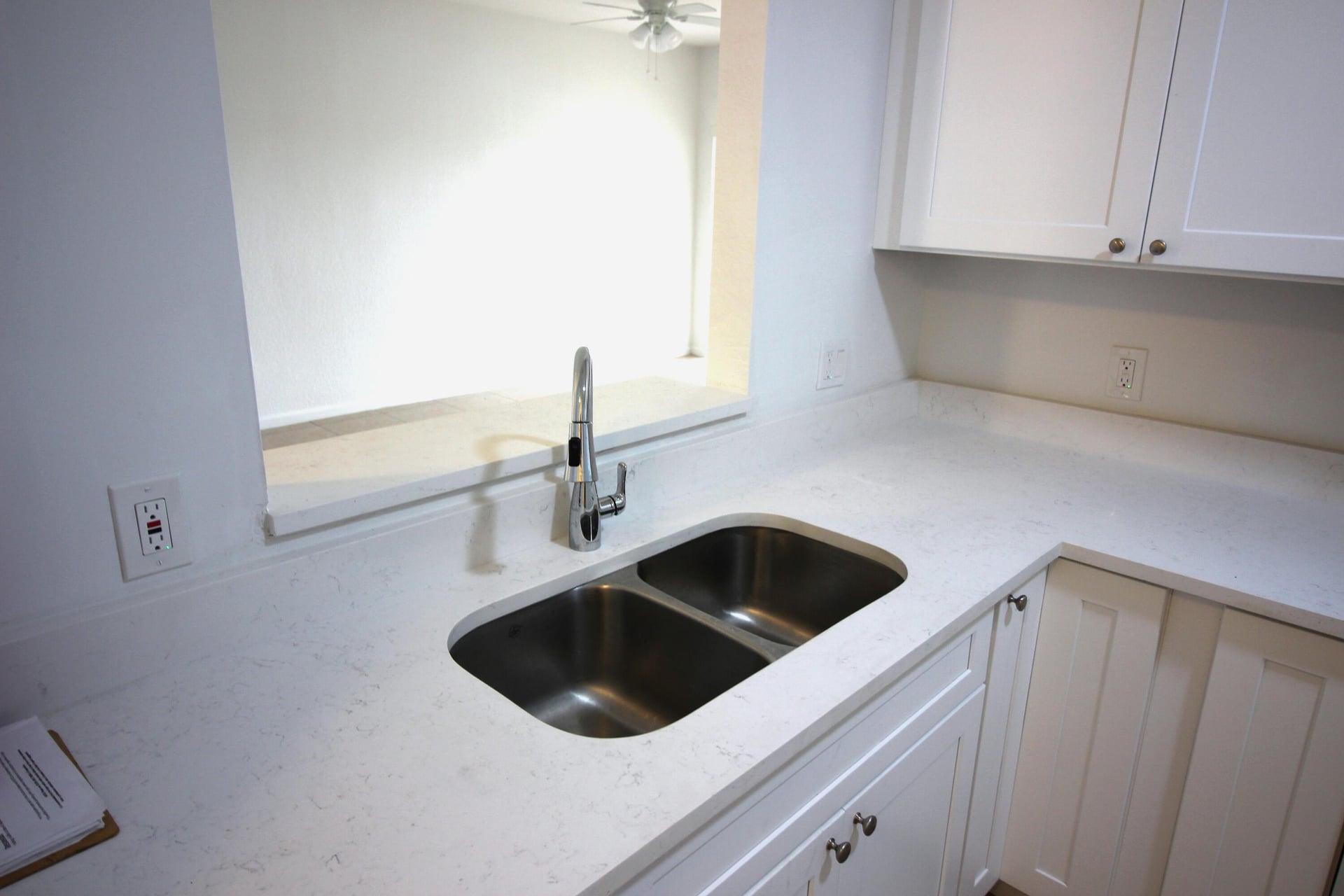  Unit 723 photo 13