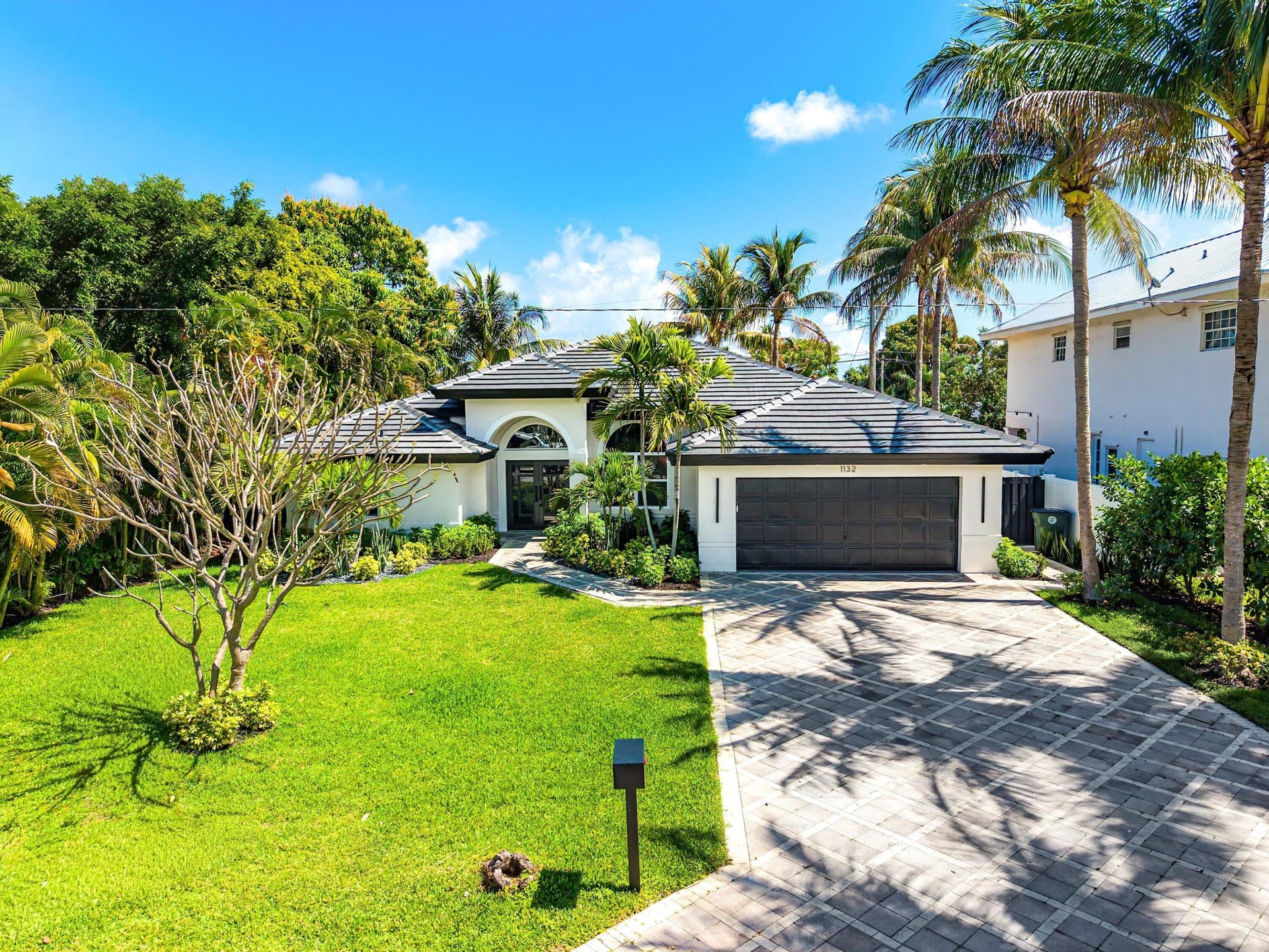Boca Villas Residence