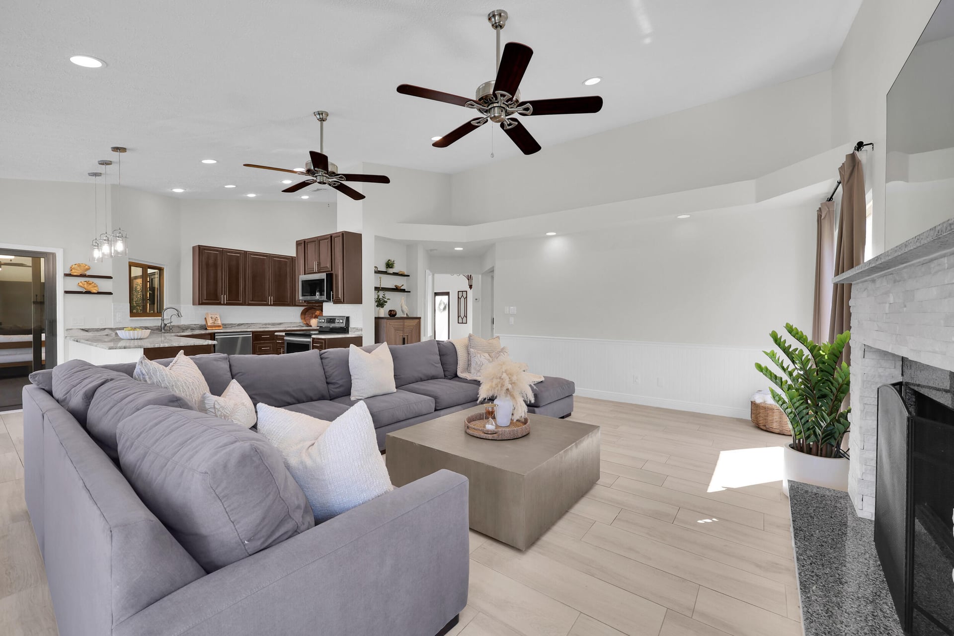  Residence photo 28