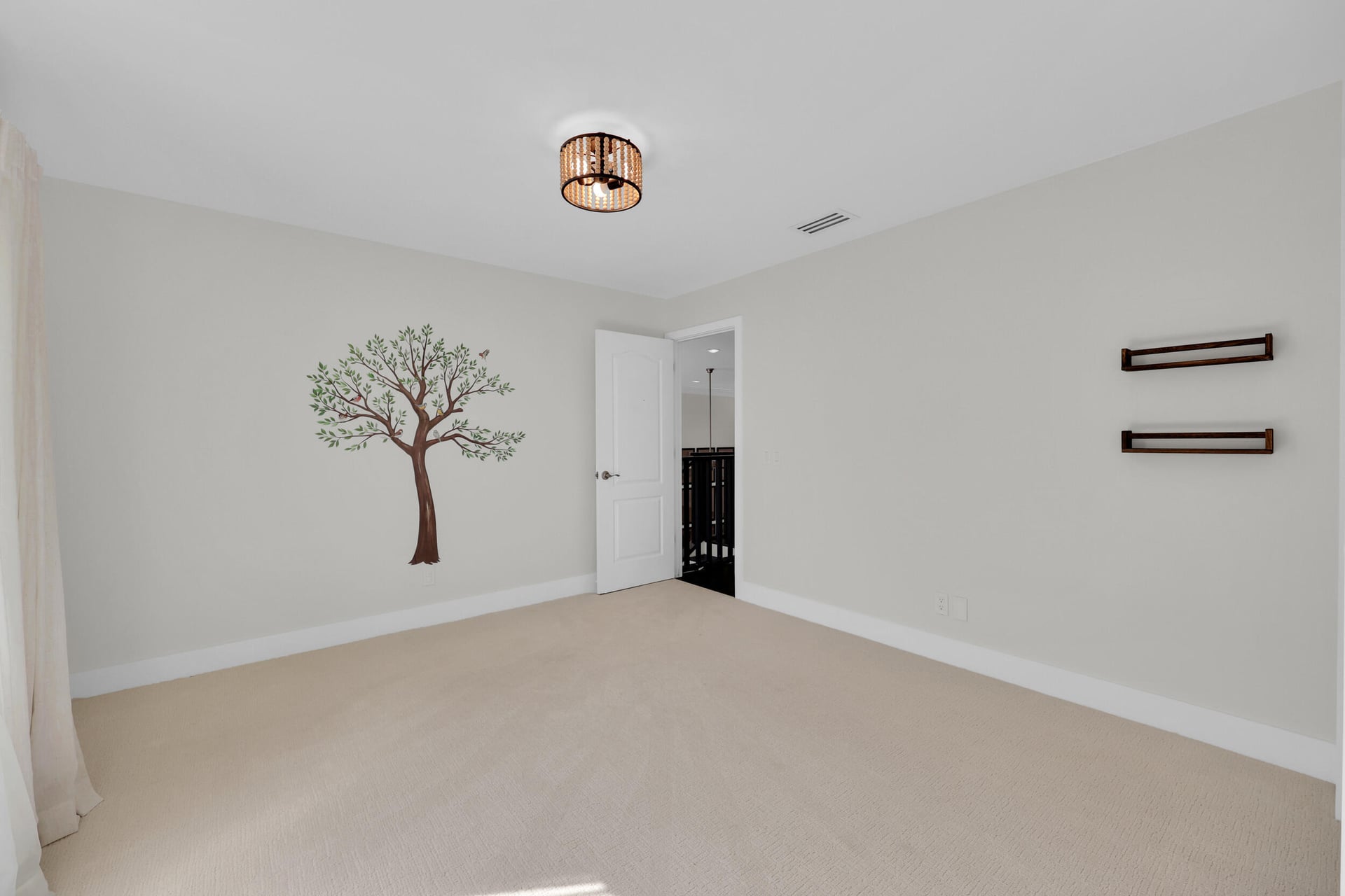  Residence photo 43