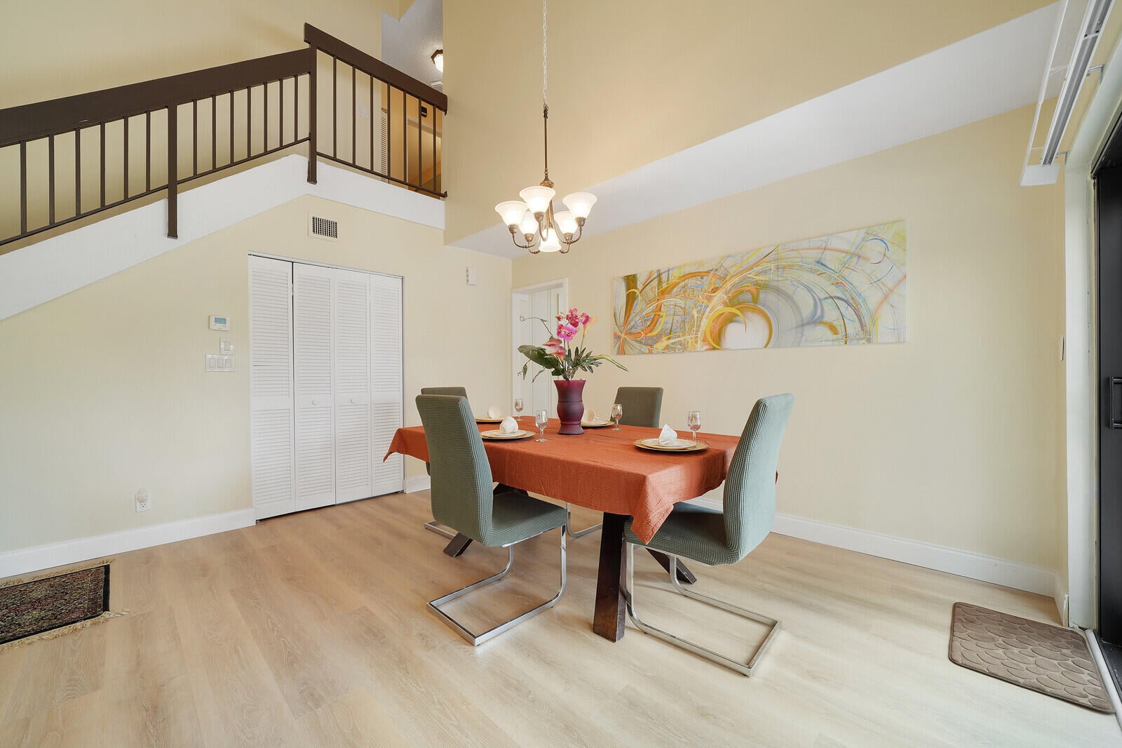 Residence photo 16