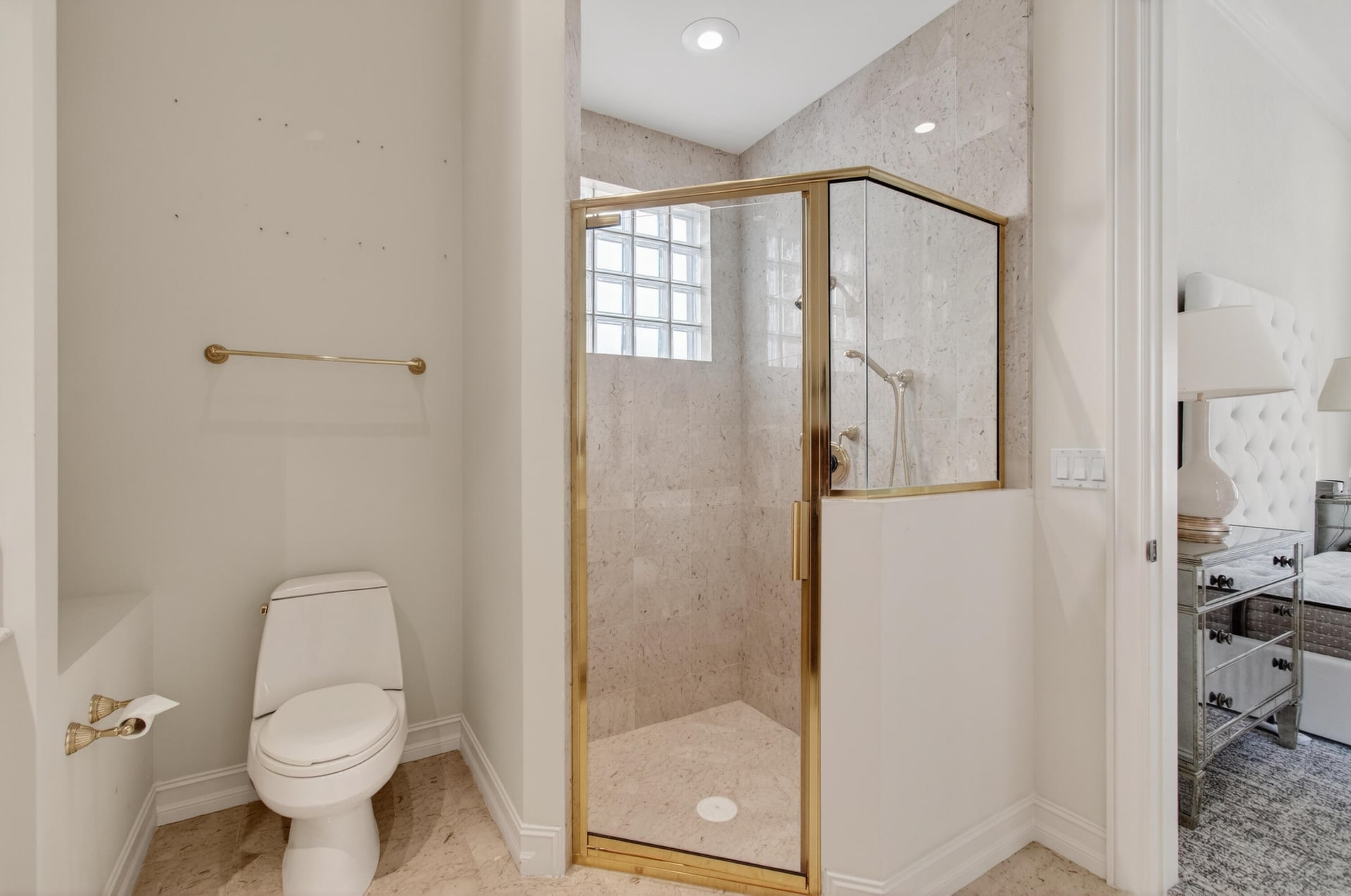  Residence photo 97