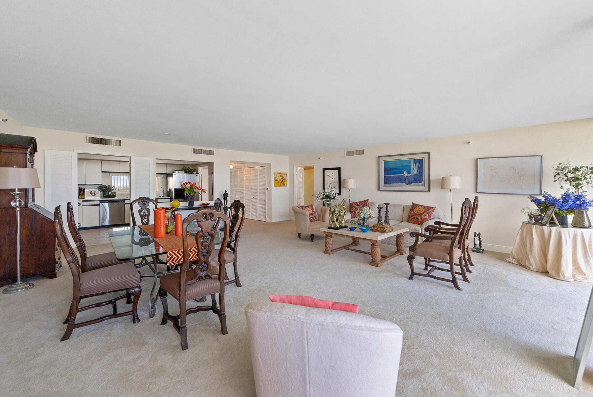Unit 1603 photo 7