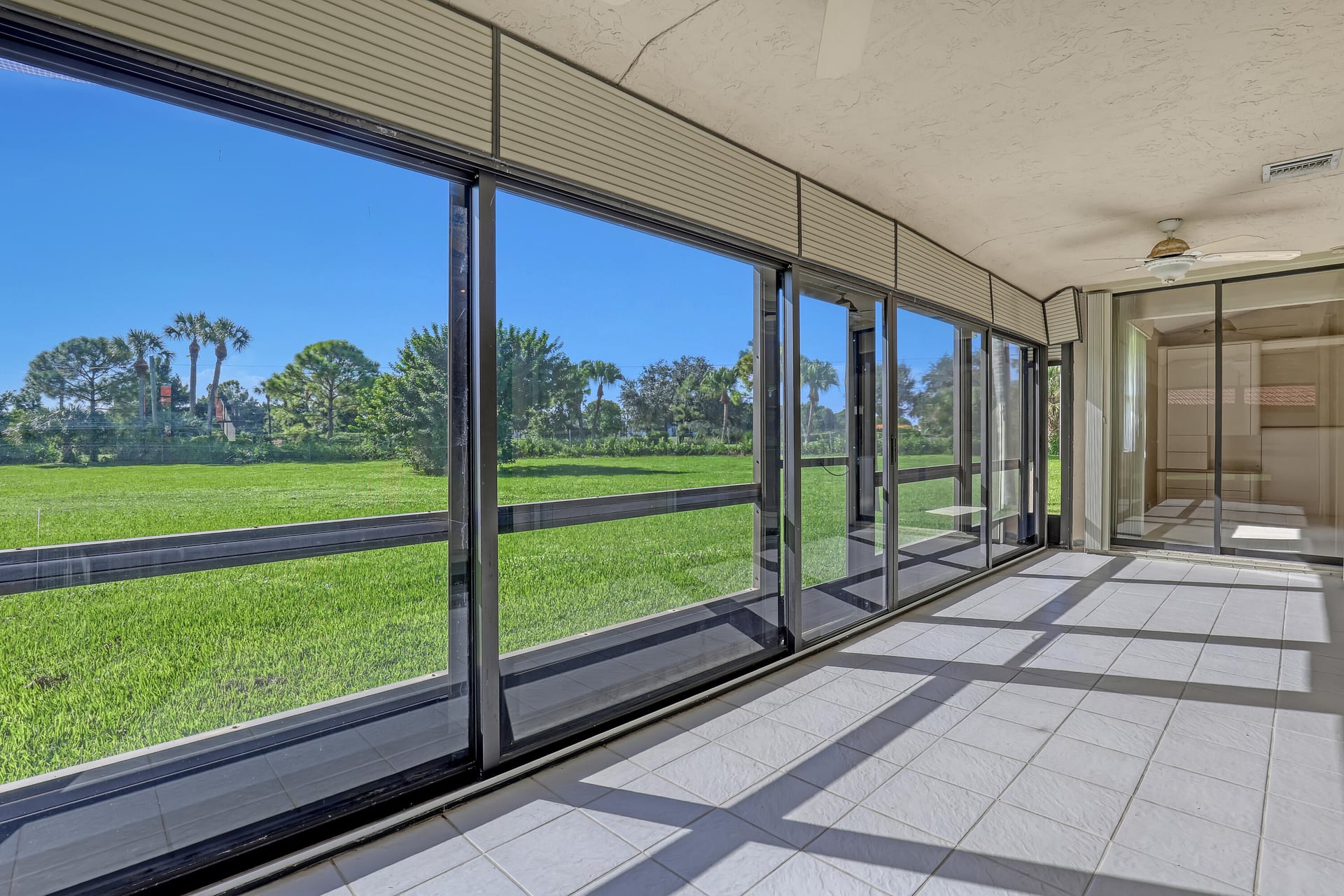  Residence photo 25