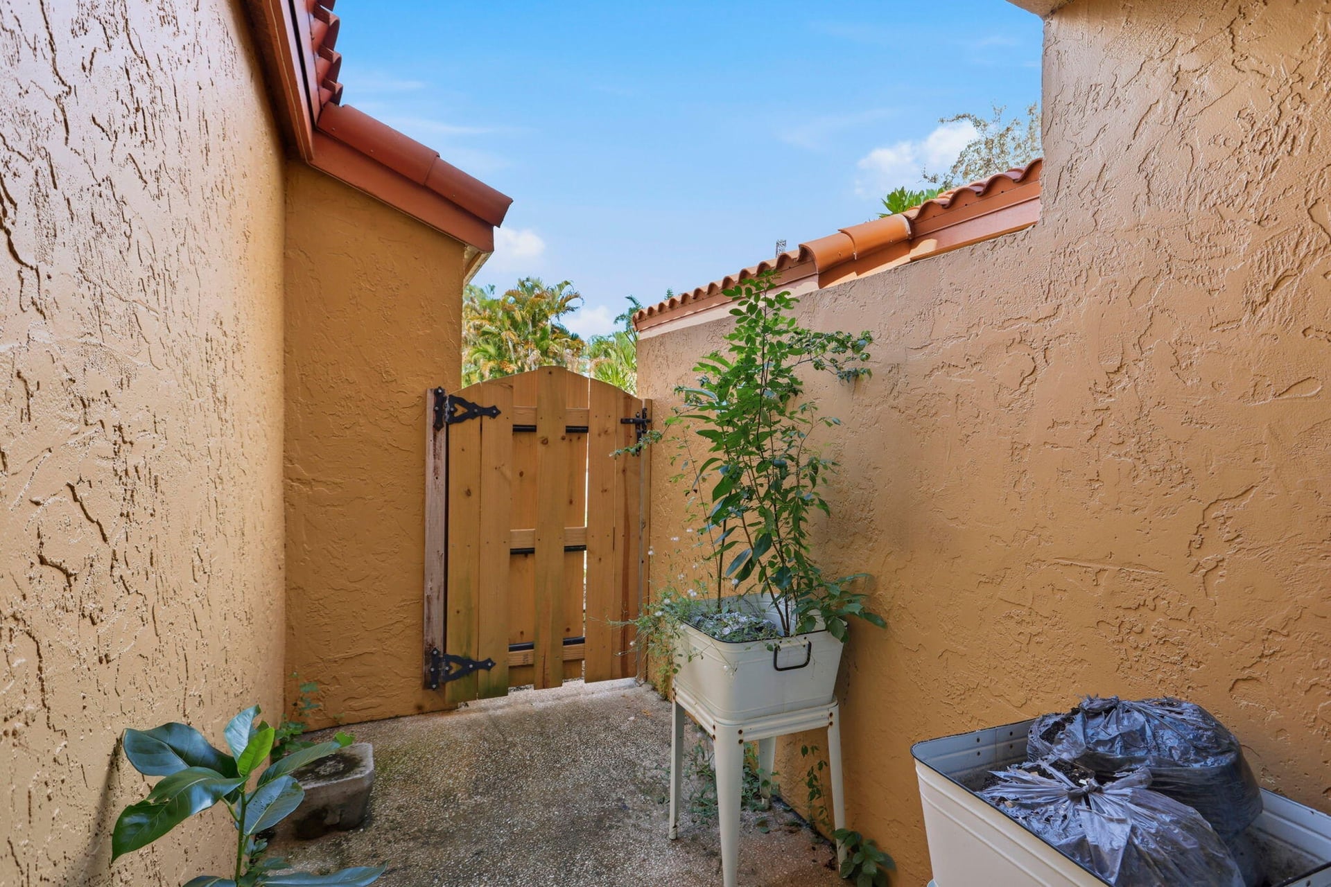 Residence photo 34