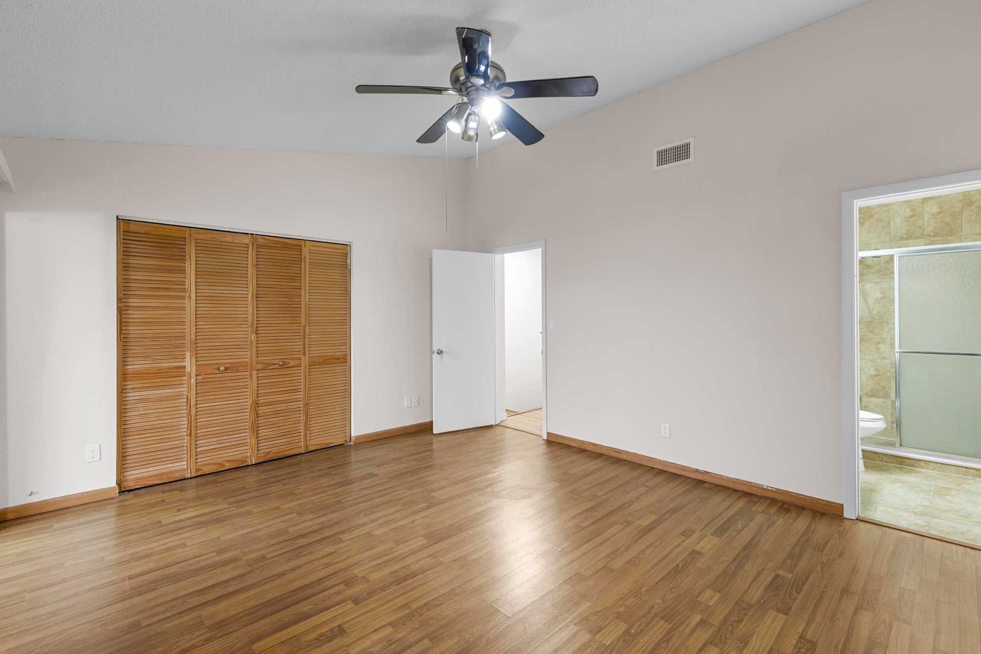  Residence photo 22