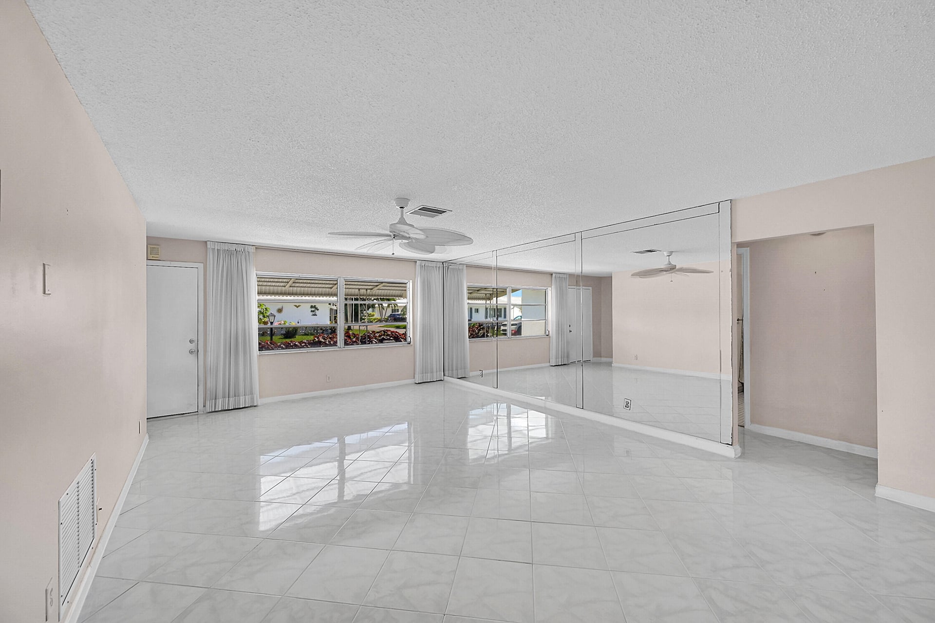 Residence photo 7