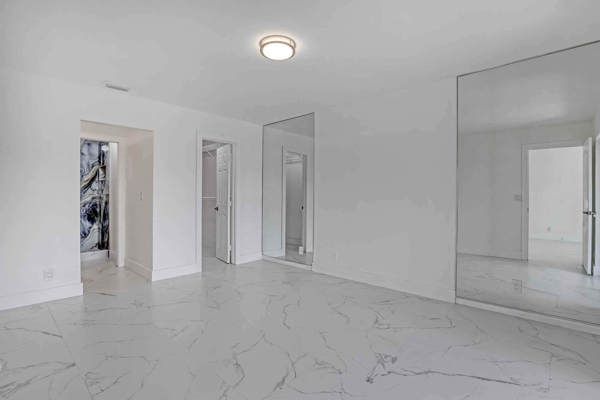 Unit 202 photo 13