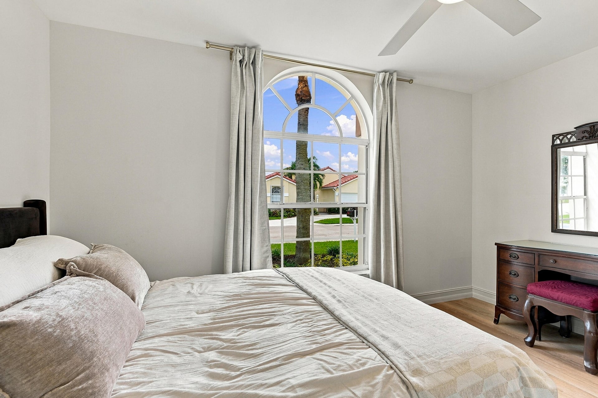 Residence photo 31