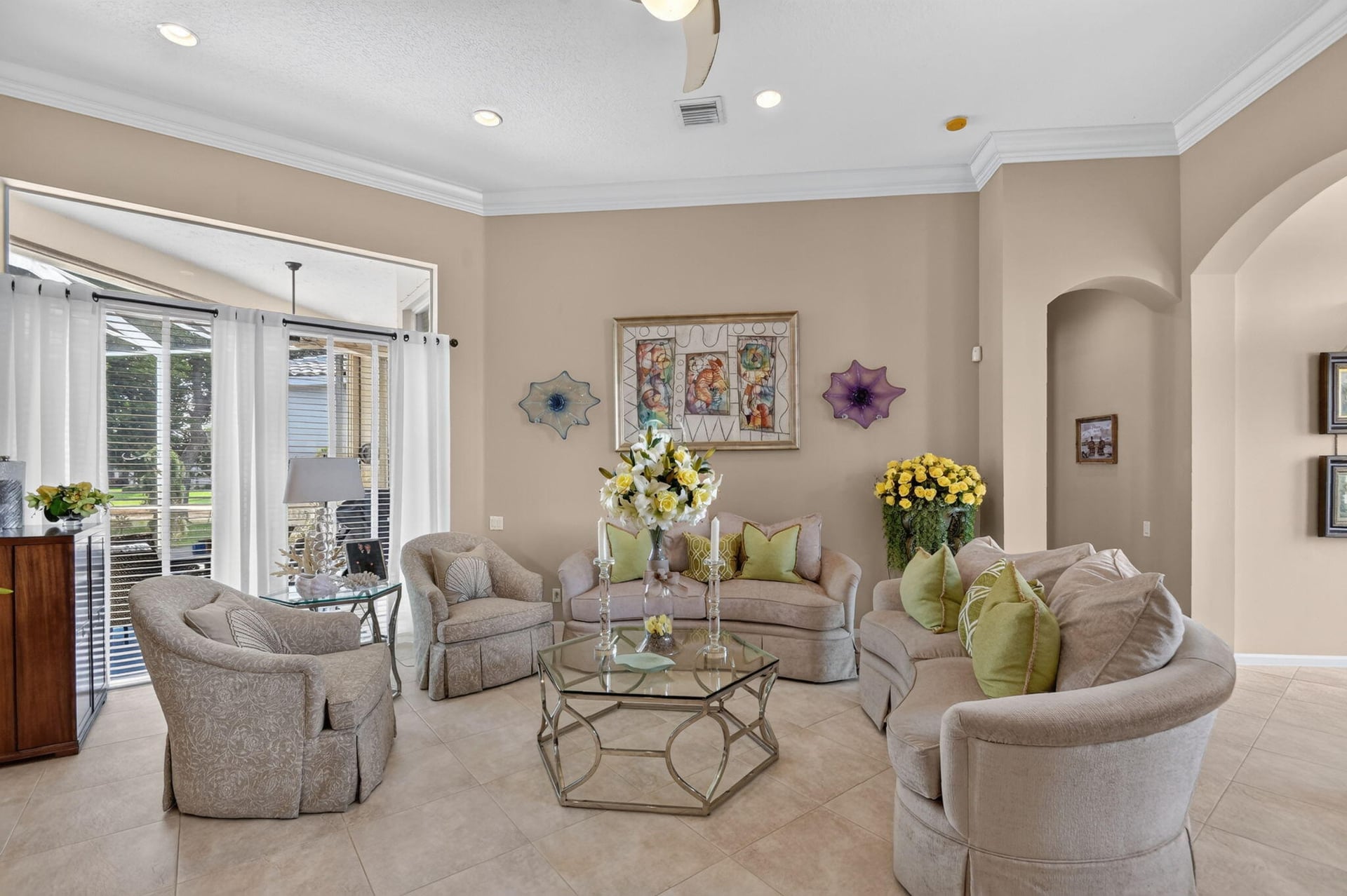 Residence photo 4