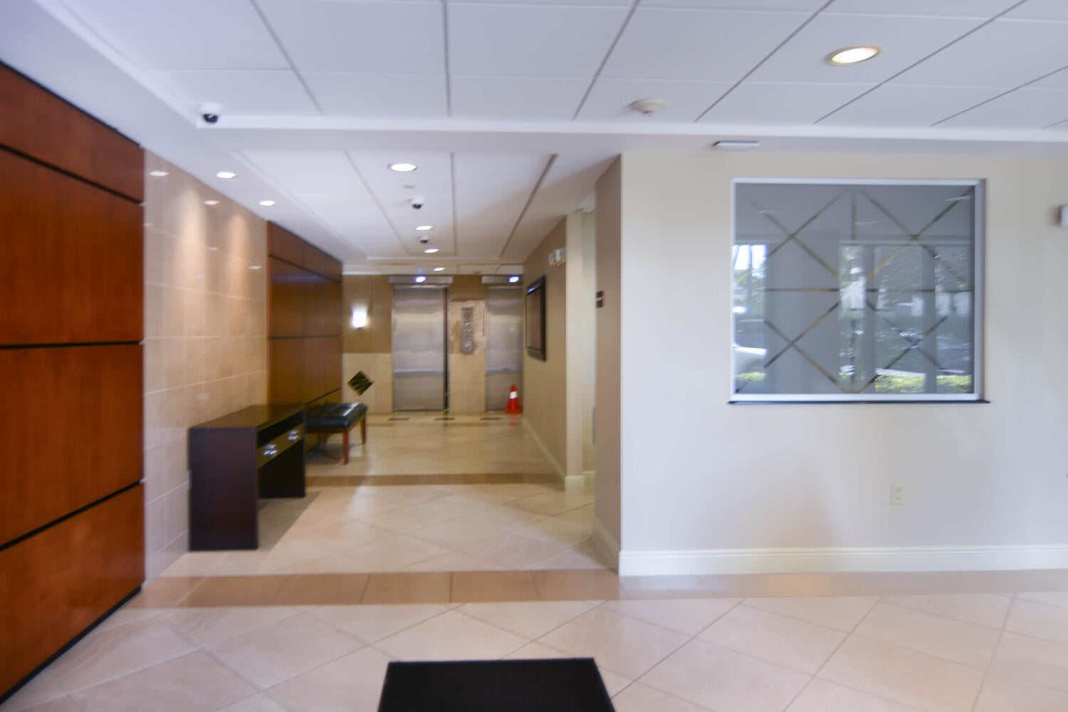 Unit 2-605 photo 28