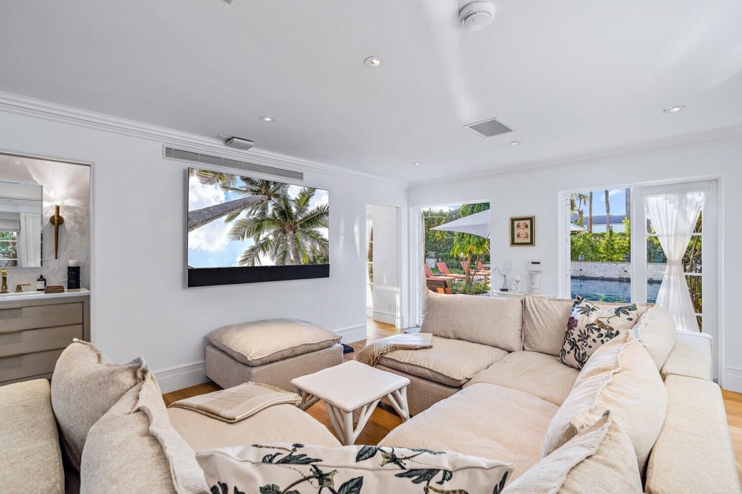 Residence photo 49