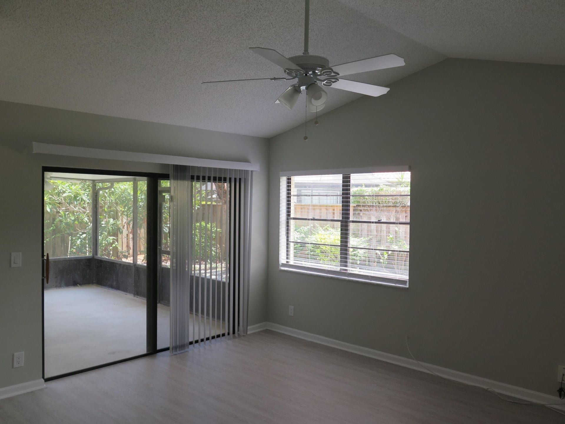  Residence photo 16