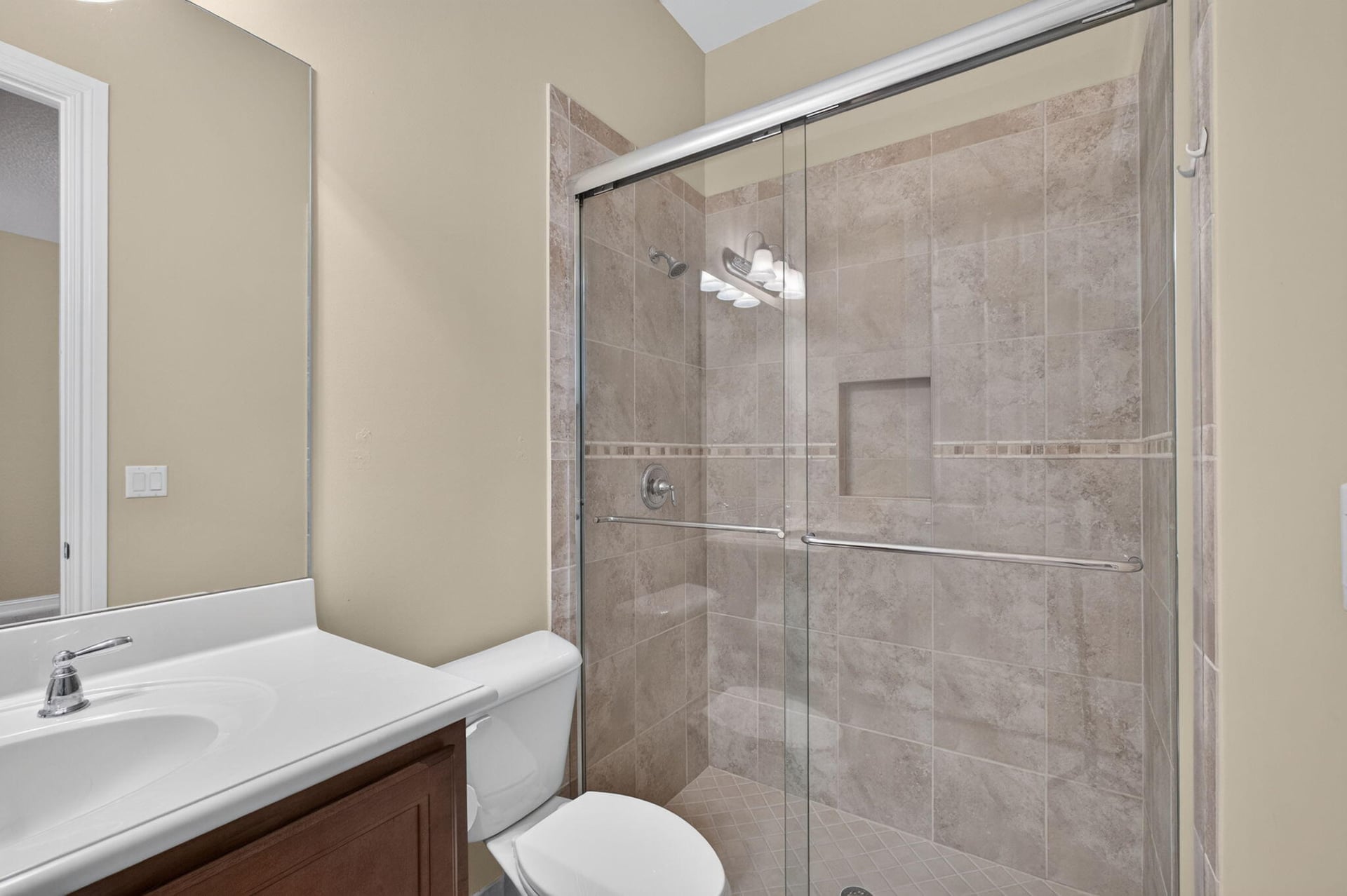 Residence photo 61