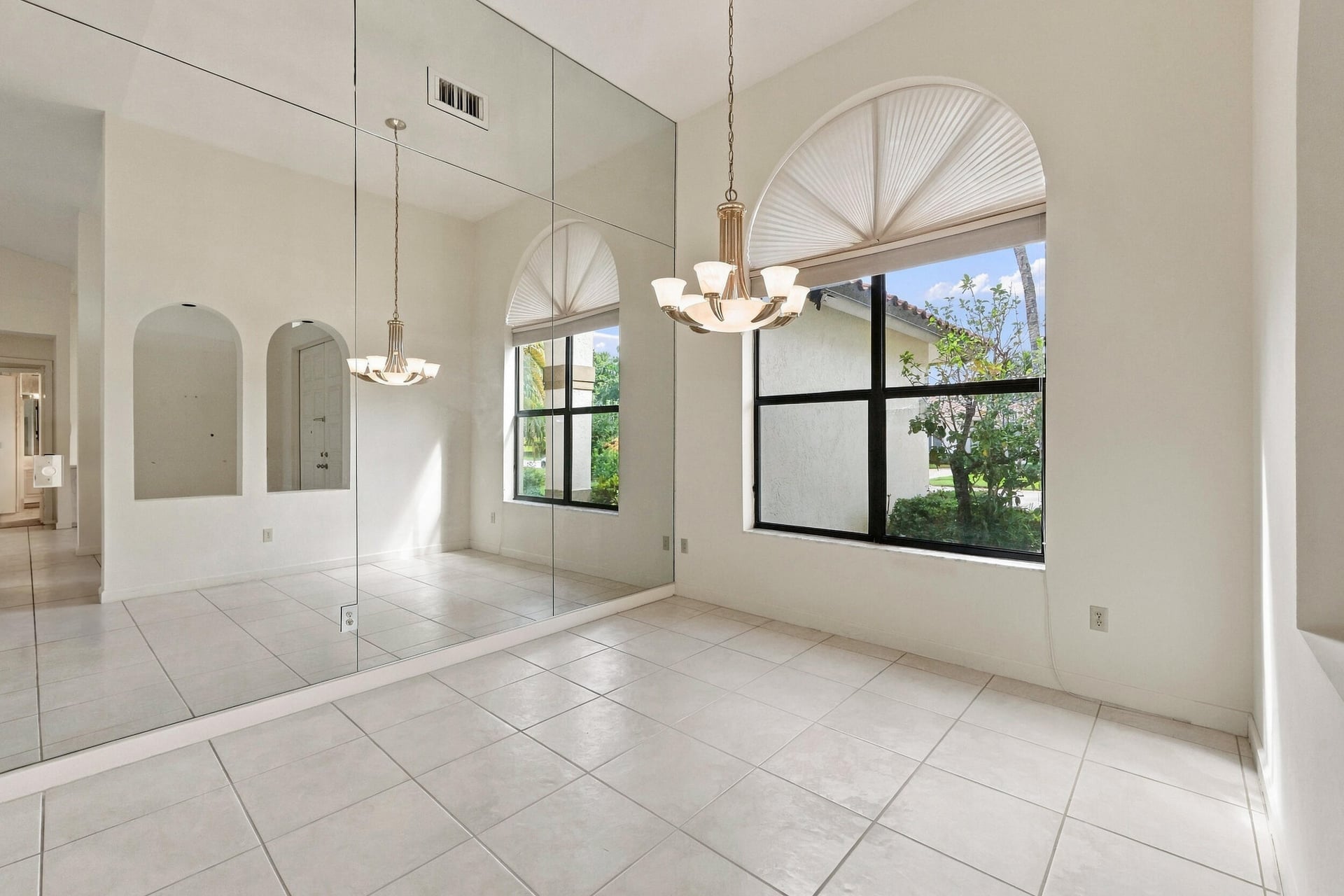 Residence photo 19
