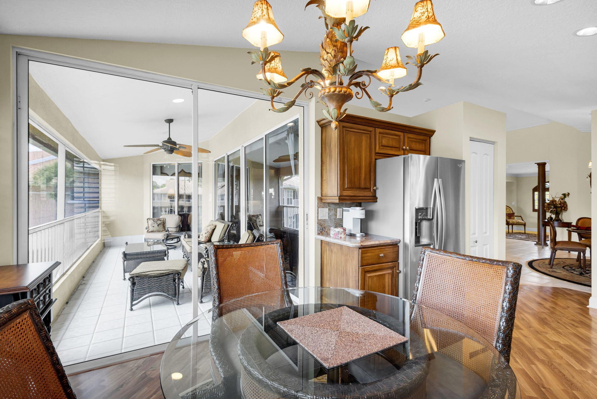  Residence photo 34