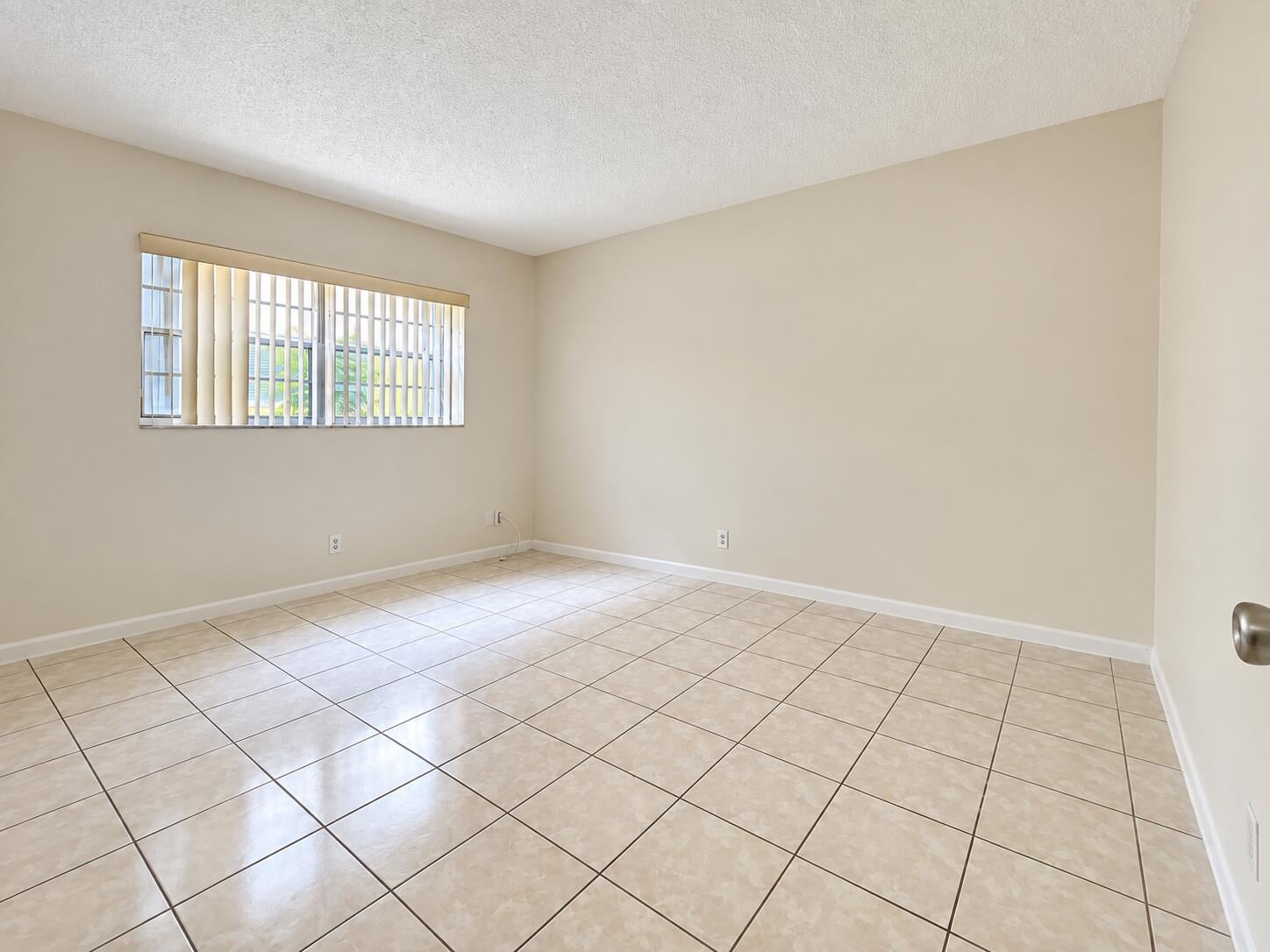 Residence photo 10