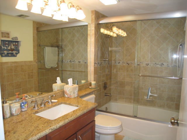  Unit 404 photo 16