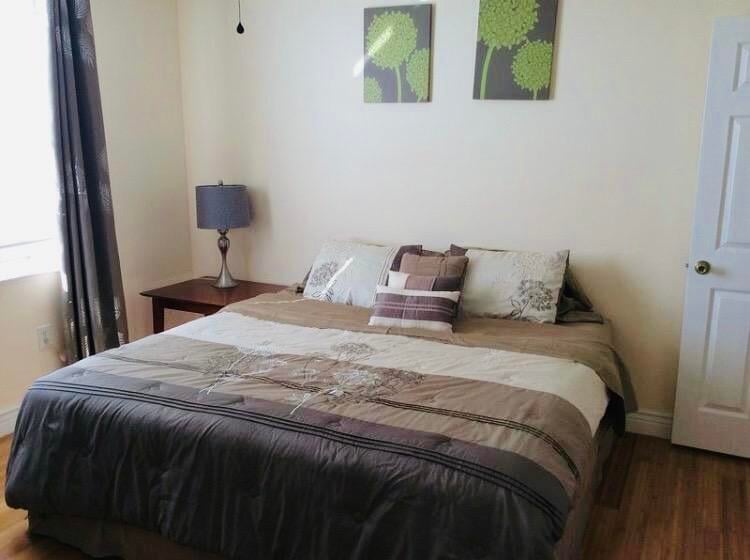  Unit 518 photo 13