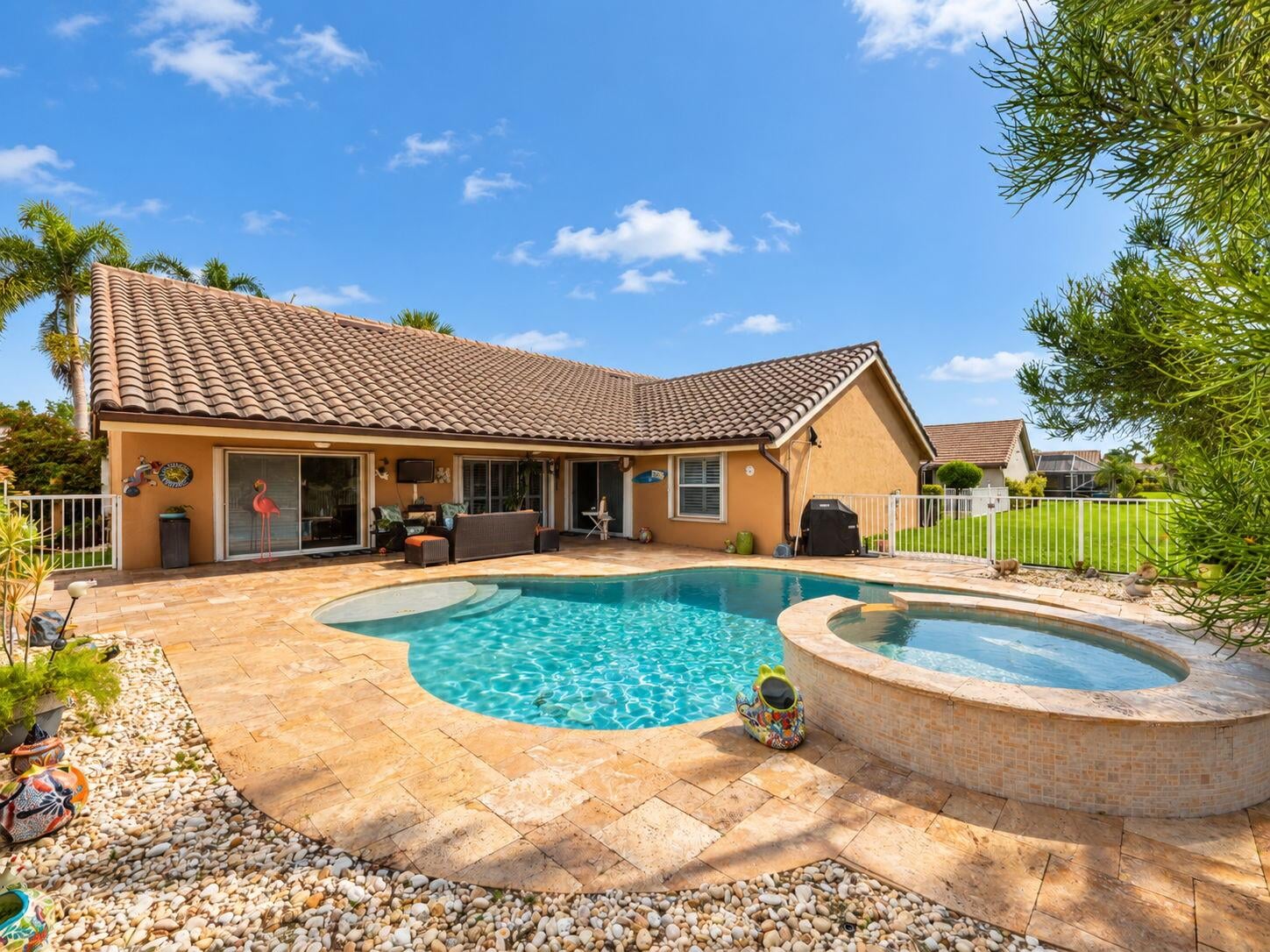  Residence photo 25