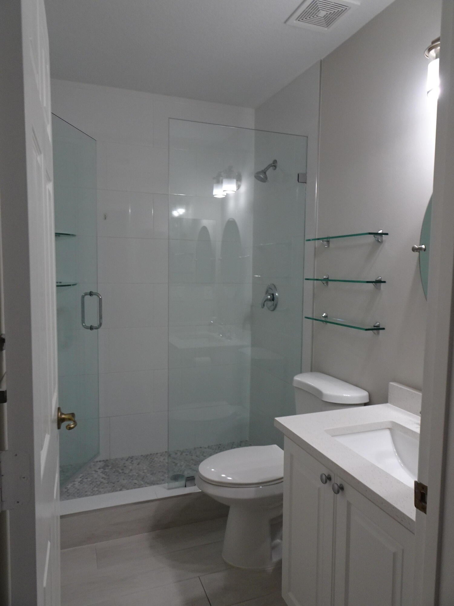  Residence photo 34