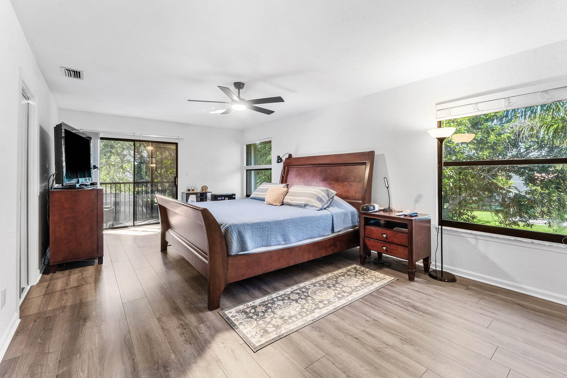  Residence photo 34