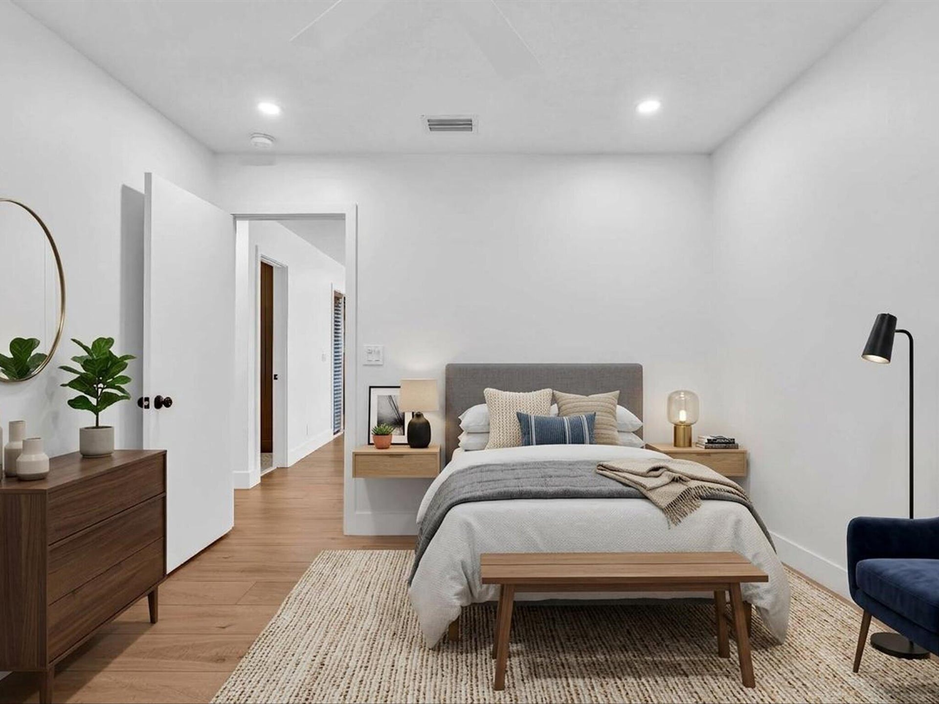 Residence photo 52