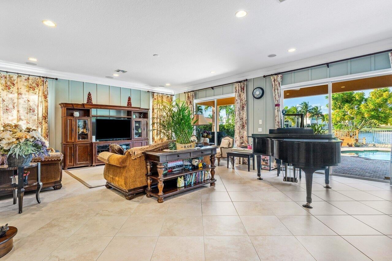  Residence photo 7