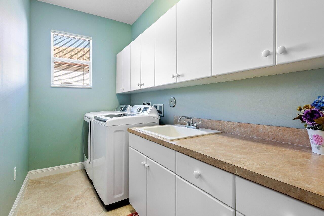  Residence photo 22