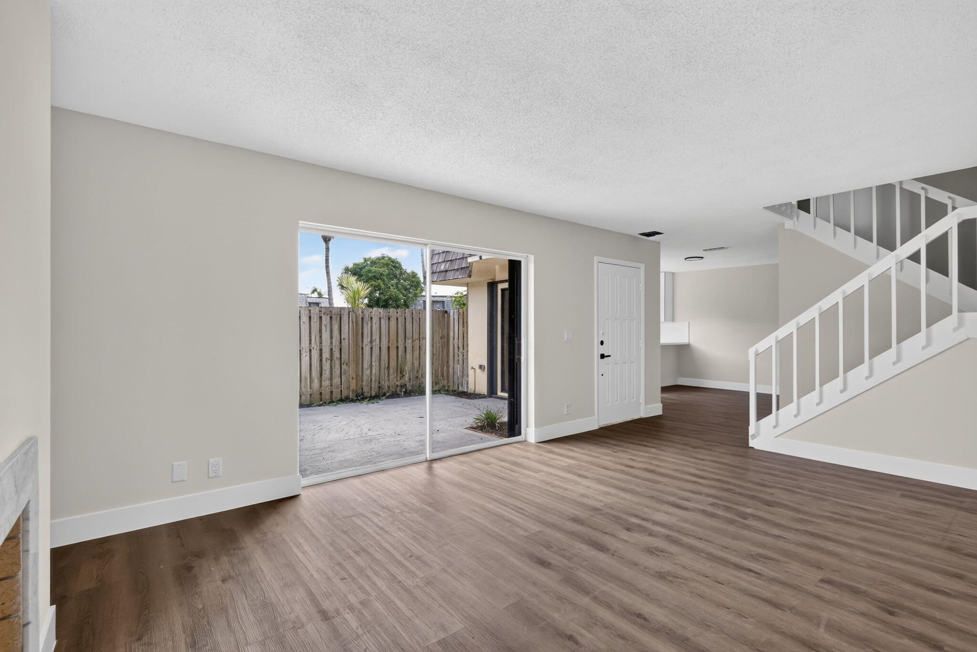  Residence photo 31