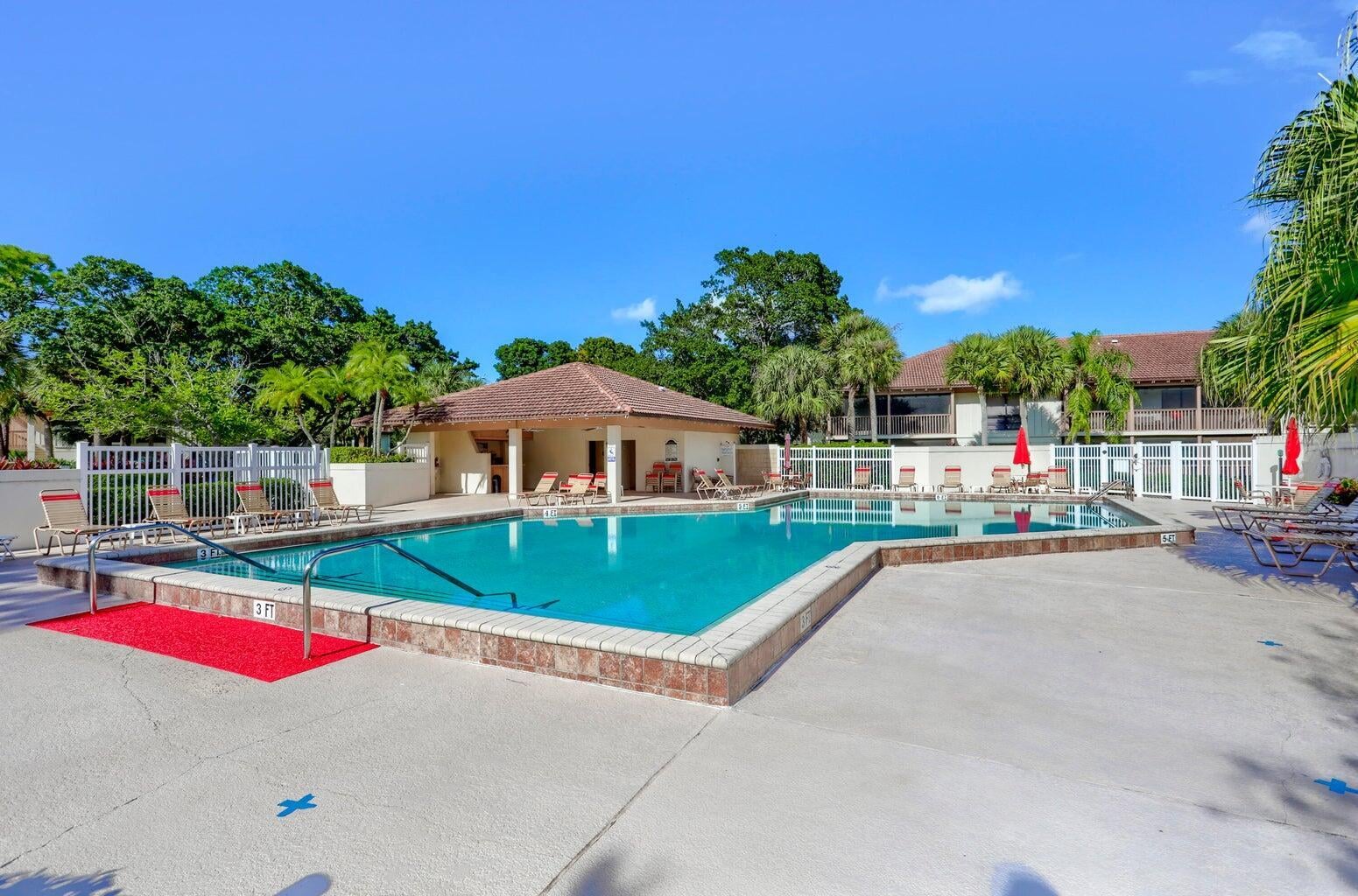 PGA National Palm Beach Gardens Residence photo 28