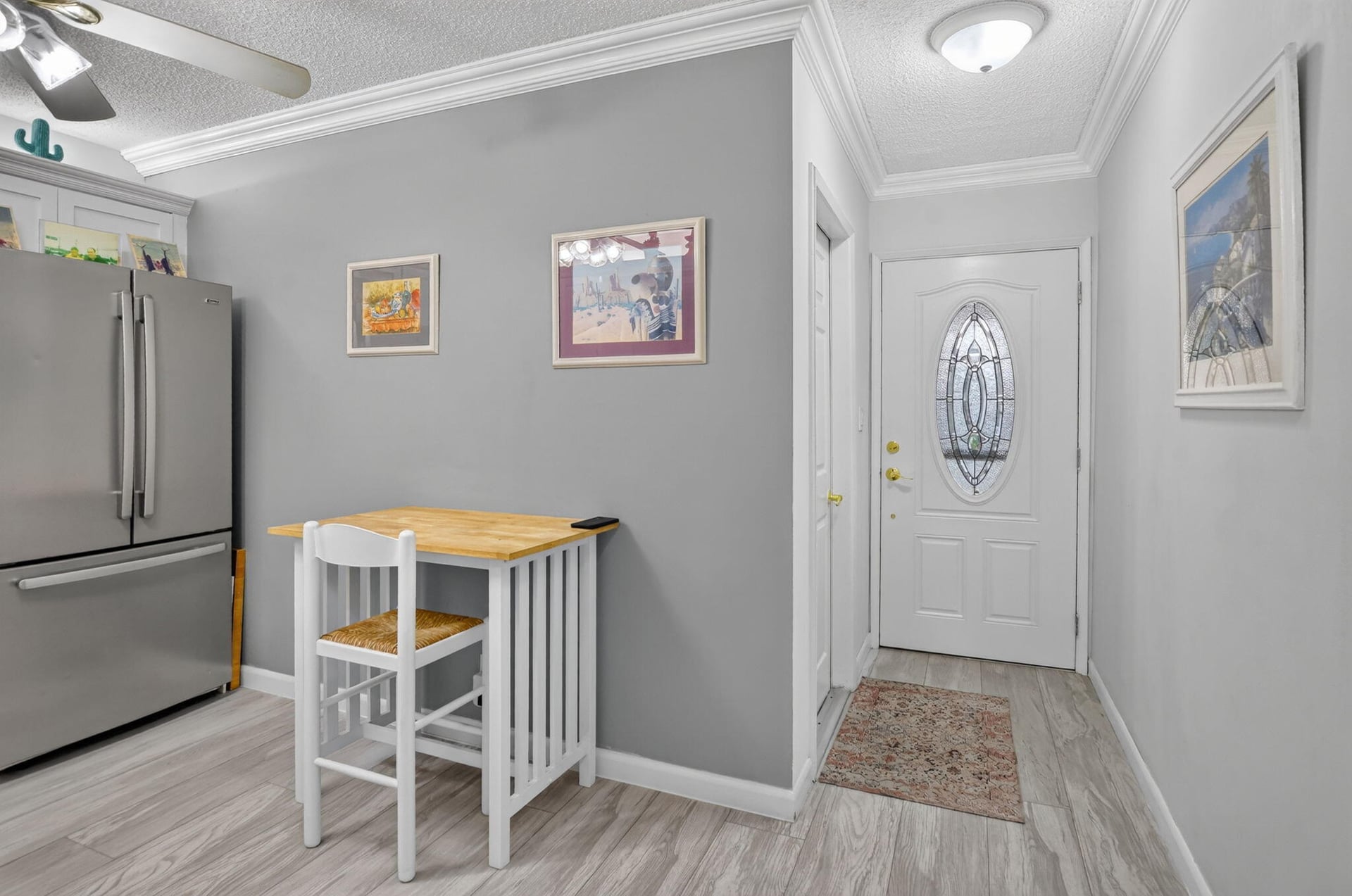 Unit Apt 4 photo 7