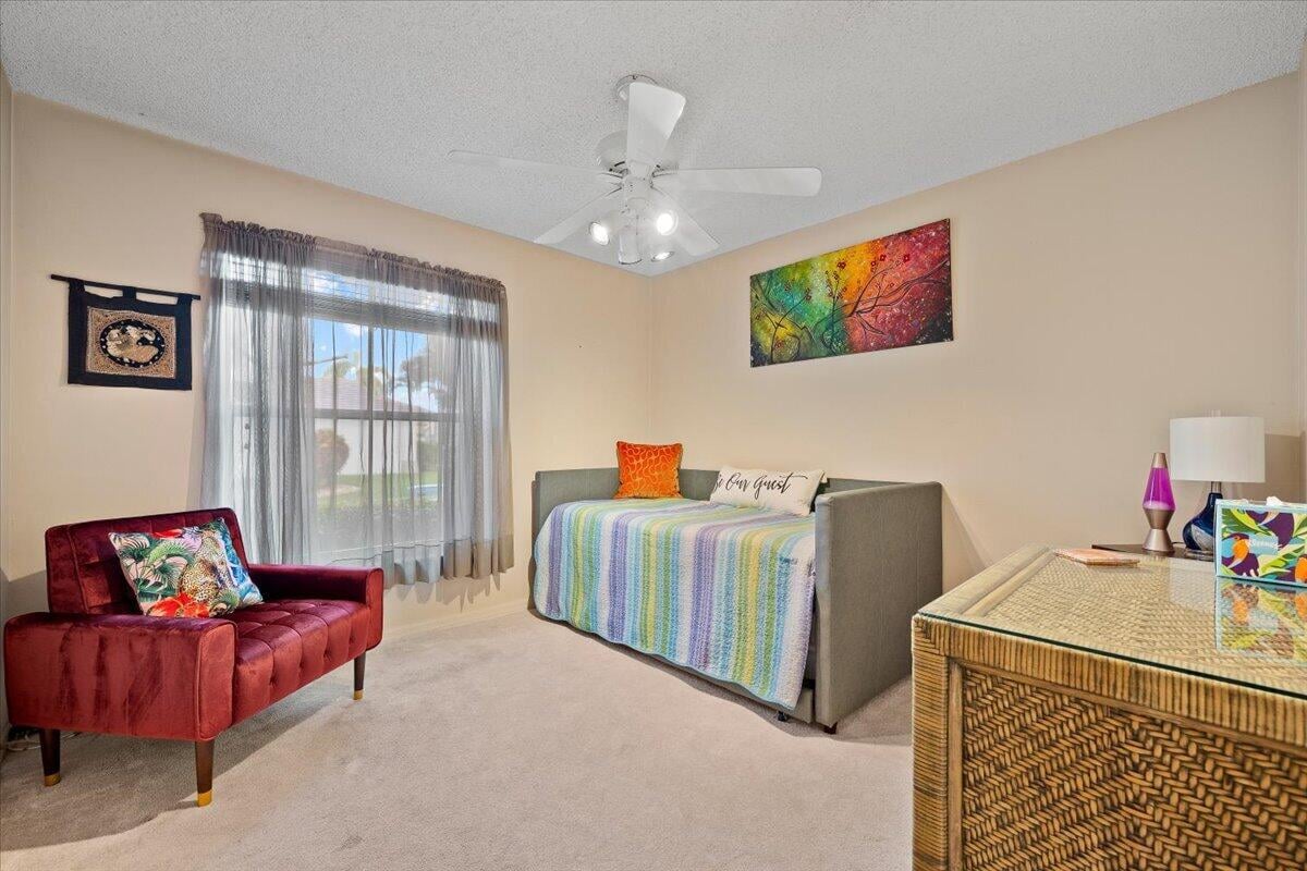 Residence photo 19