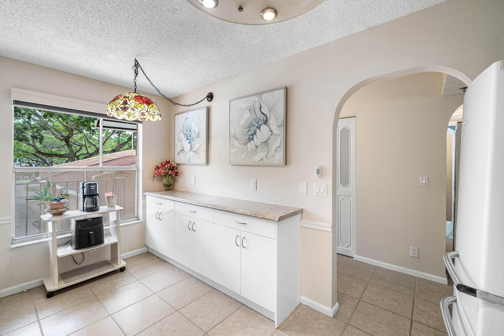 Unit 205 photo 7