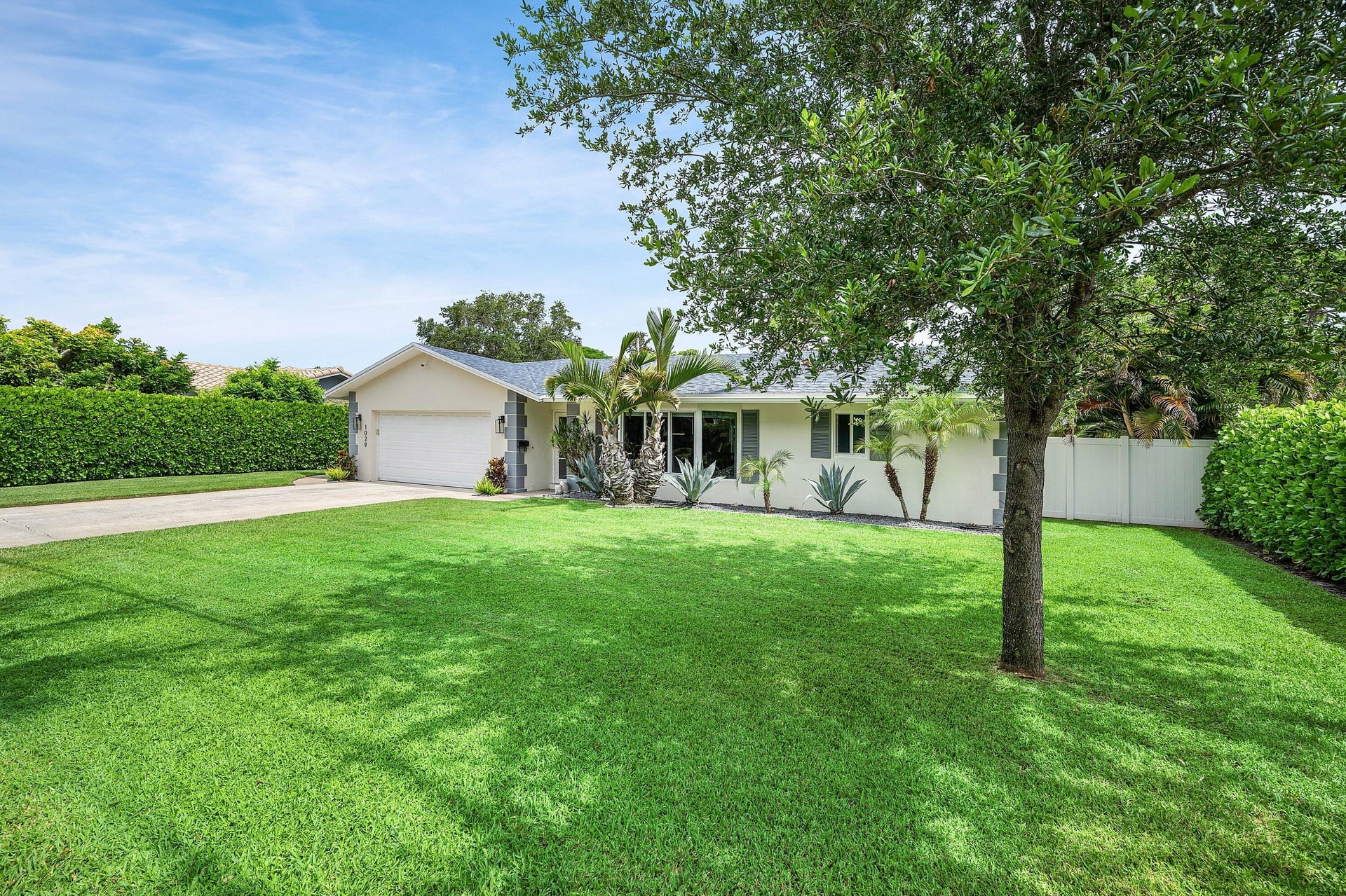 Lake Floresta Park Residence photo 4