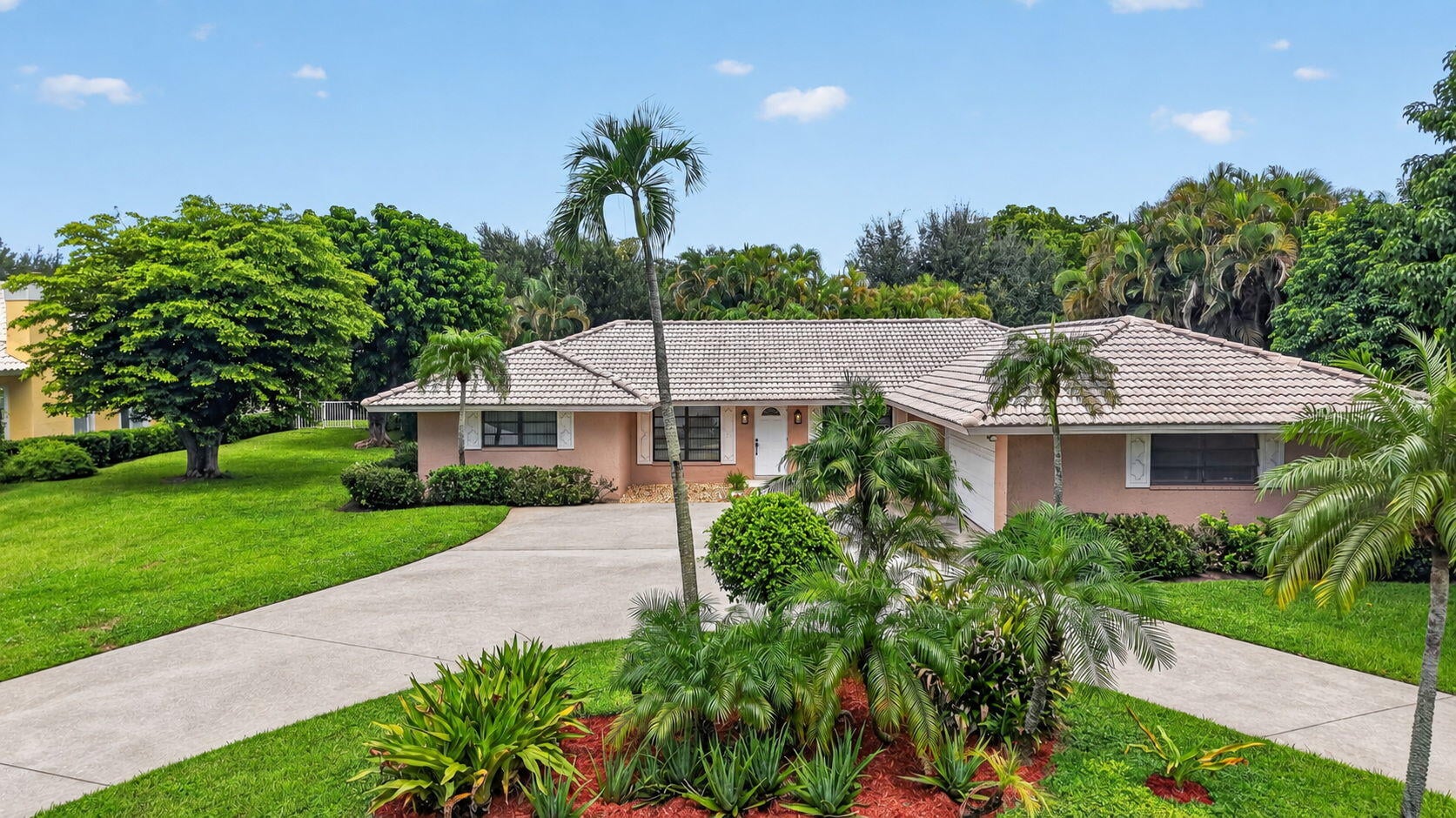 Pine Tree Golf Club Residence photo 43