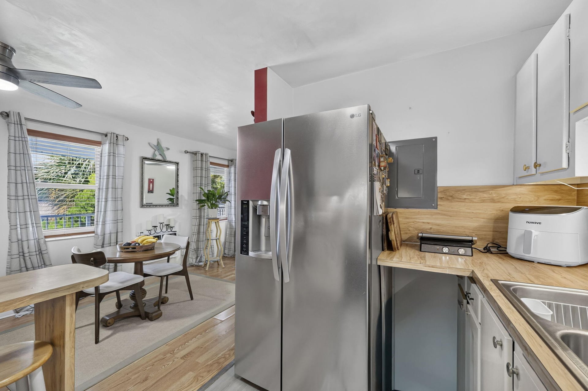 Unit 25 photo 16