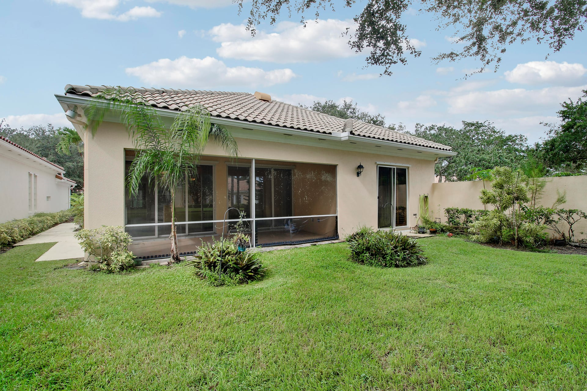Residence photo 10