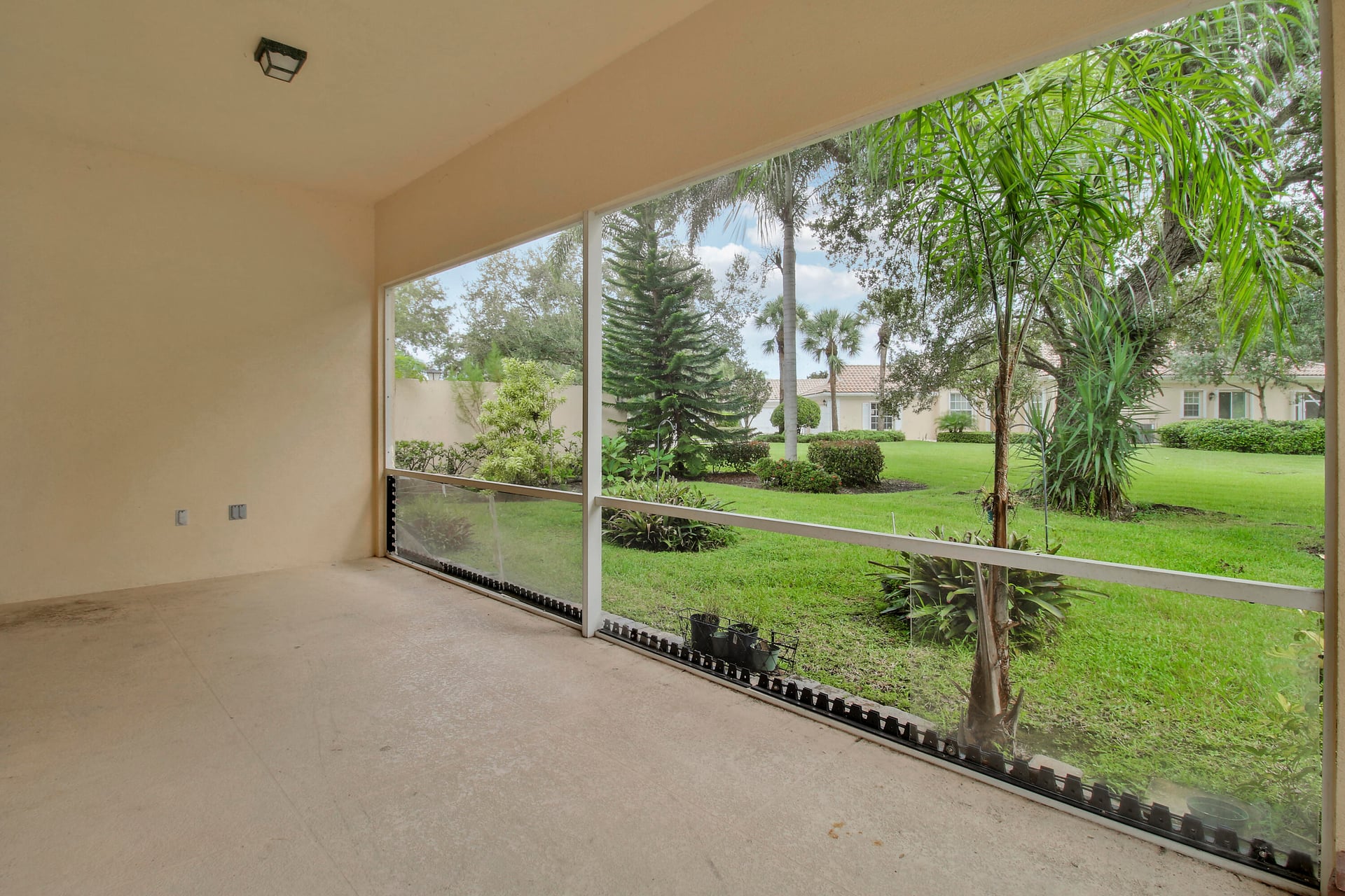 Residence photo 13