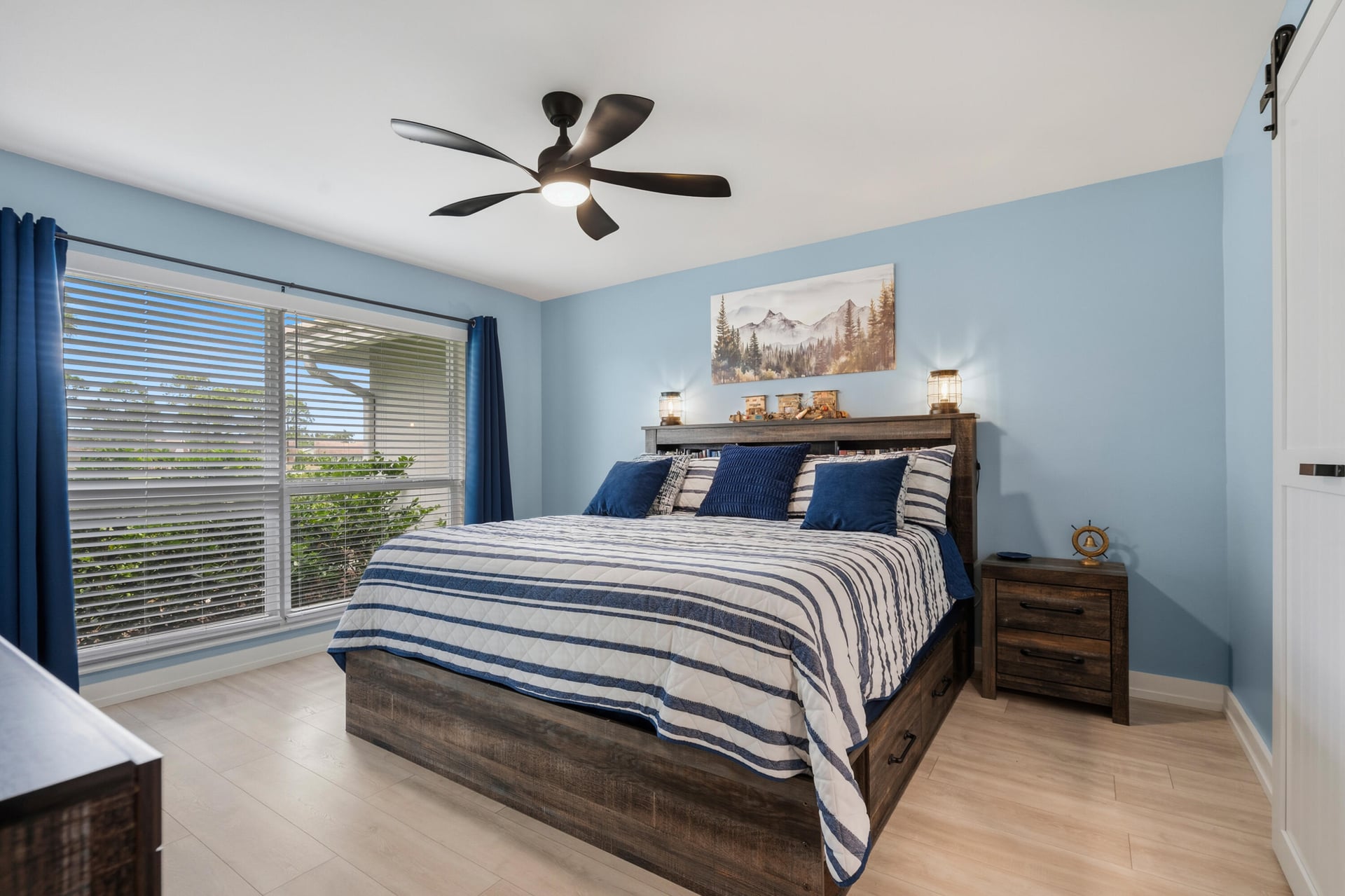 Residence photo 16