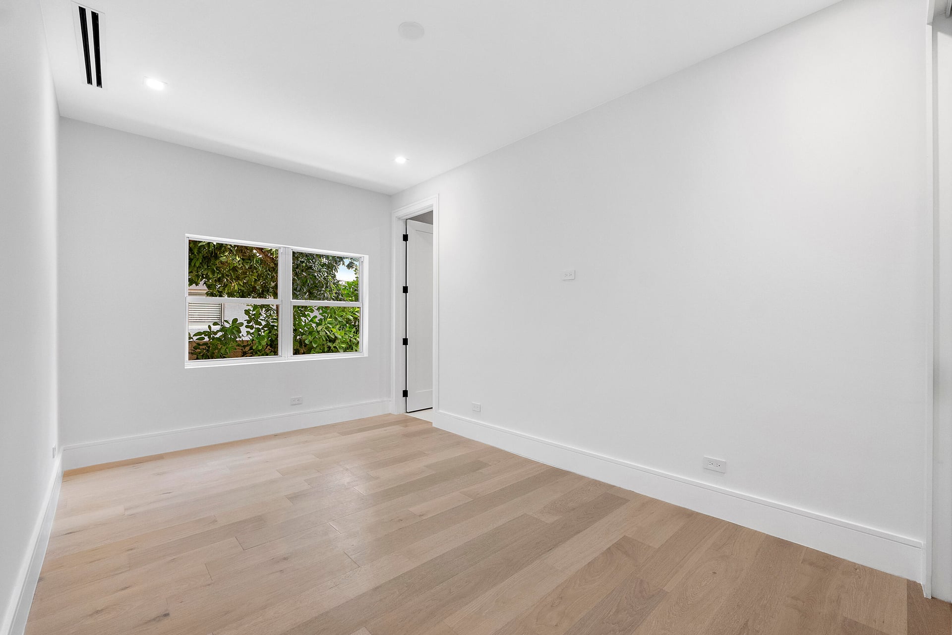  Residence photo 22