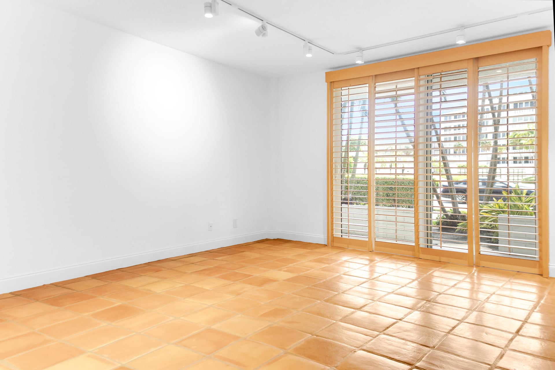 North End Palm Beach Unit 107 photo 13
